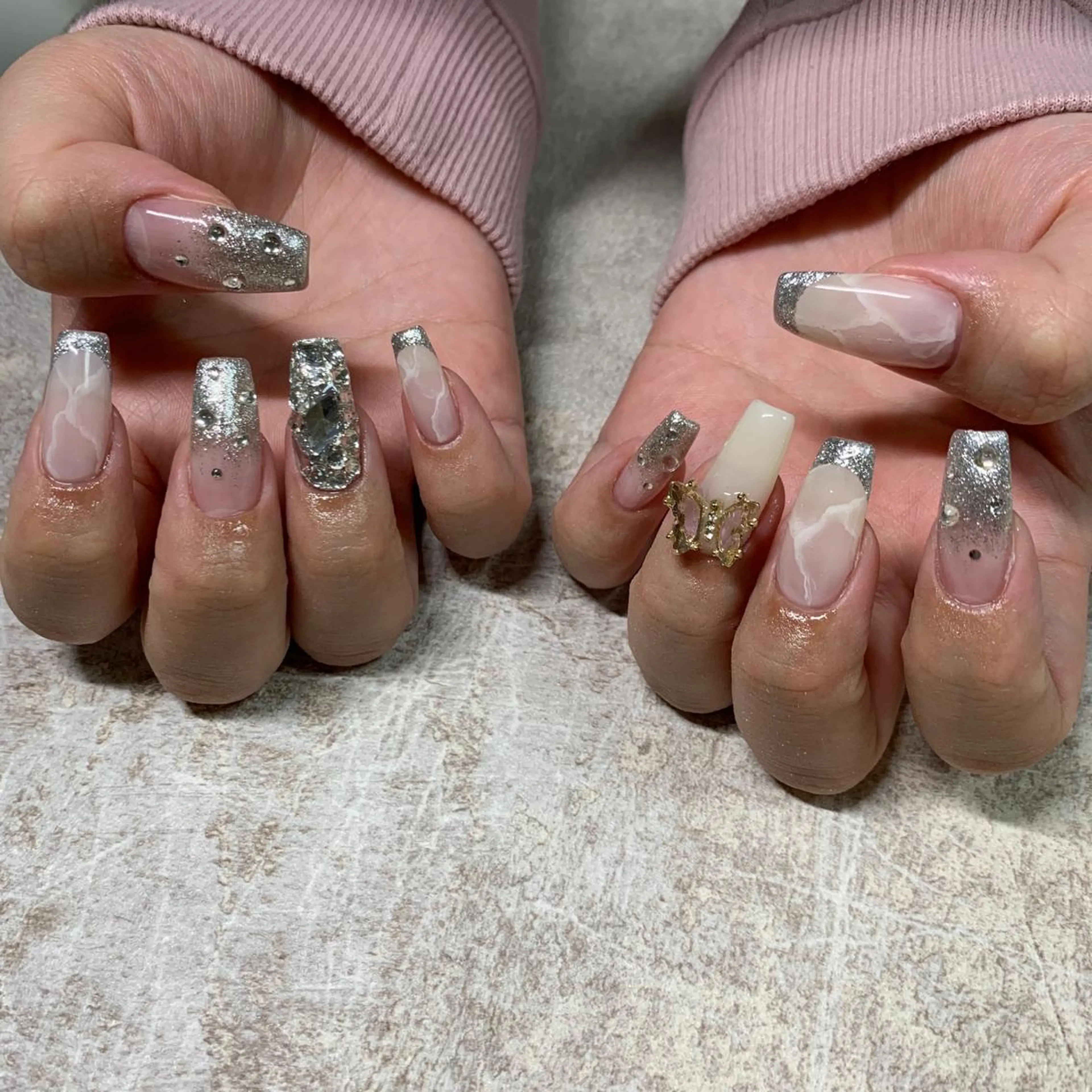 ネイル AERA nail shino🐱⸝꙳のネイルデザイン