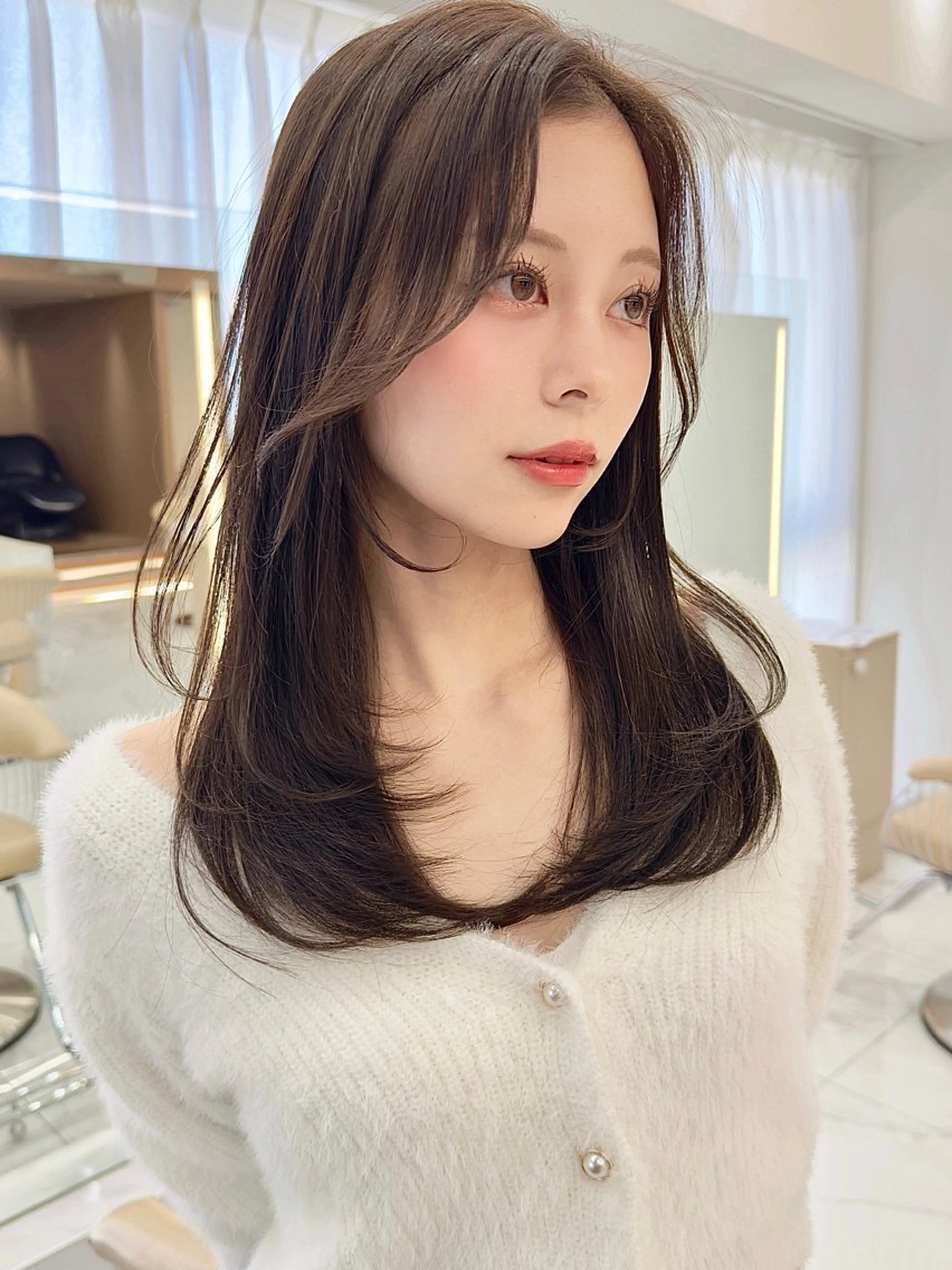 セミロング カラー カット ヘアカラー トリートメント レイヤー❣️縮毛矯 川村利幸のヘアスタイル