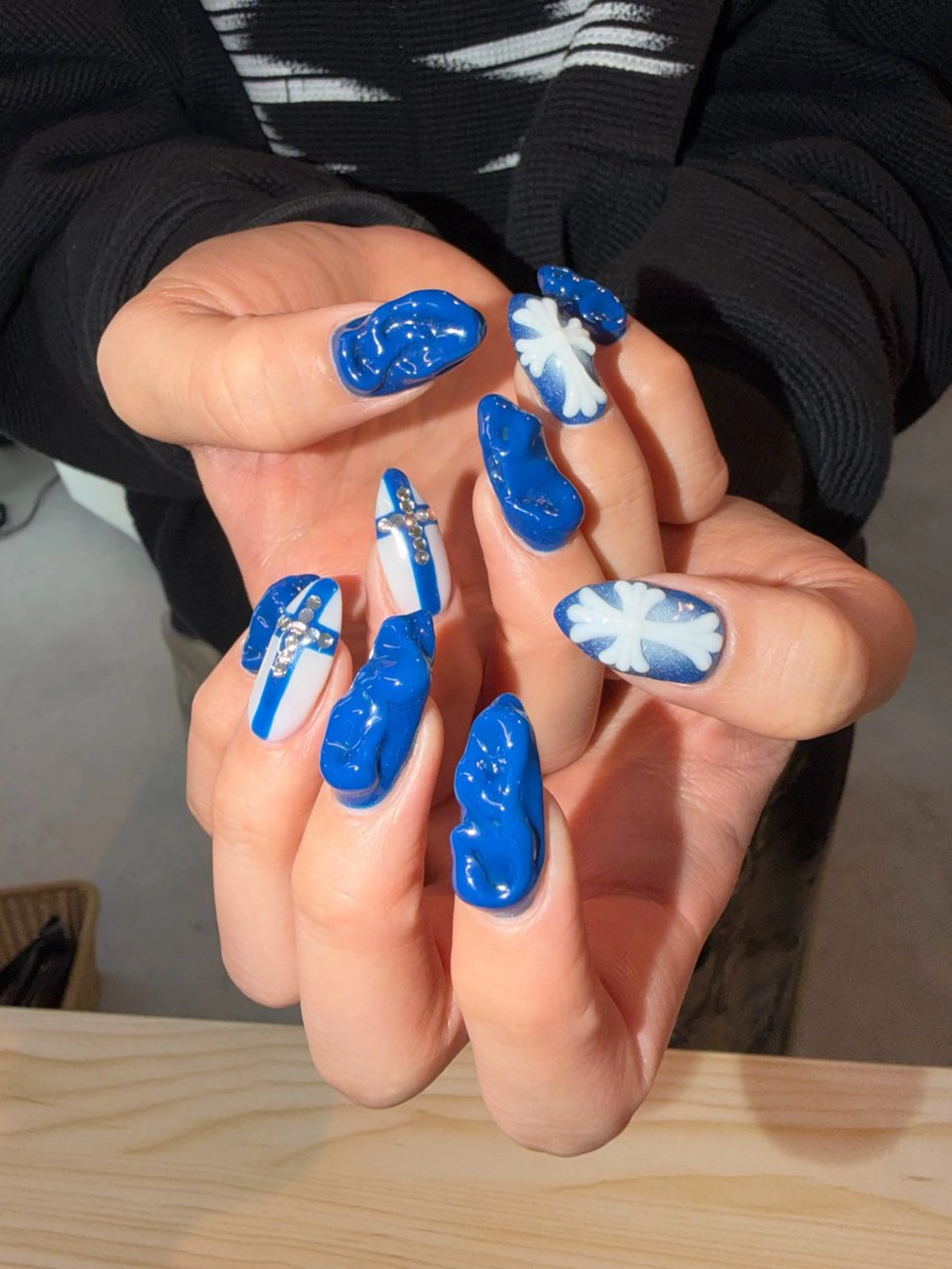 ネイル ハンドネイル AOI✩⡱ 。のネイルデザイン