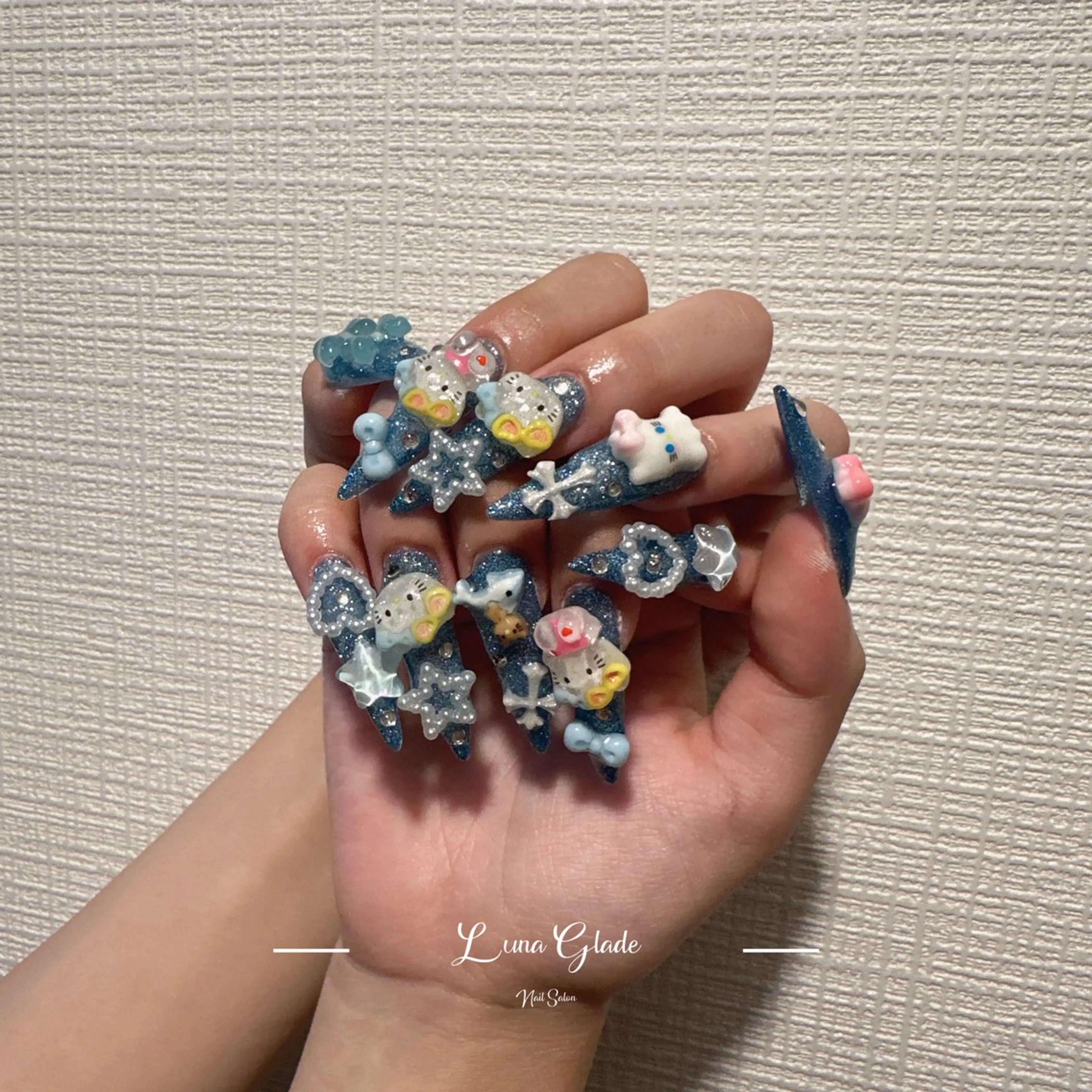 ネイル ハンドネイル Luna Gladeのネイルデザイン