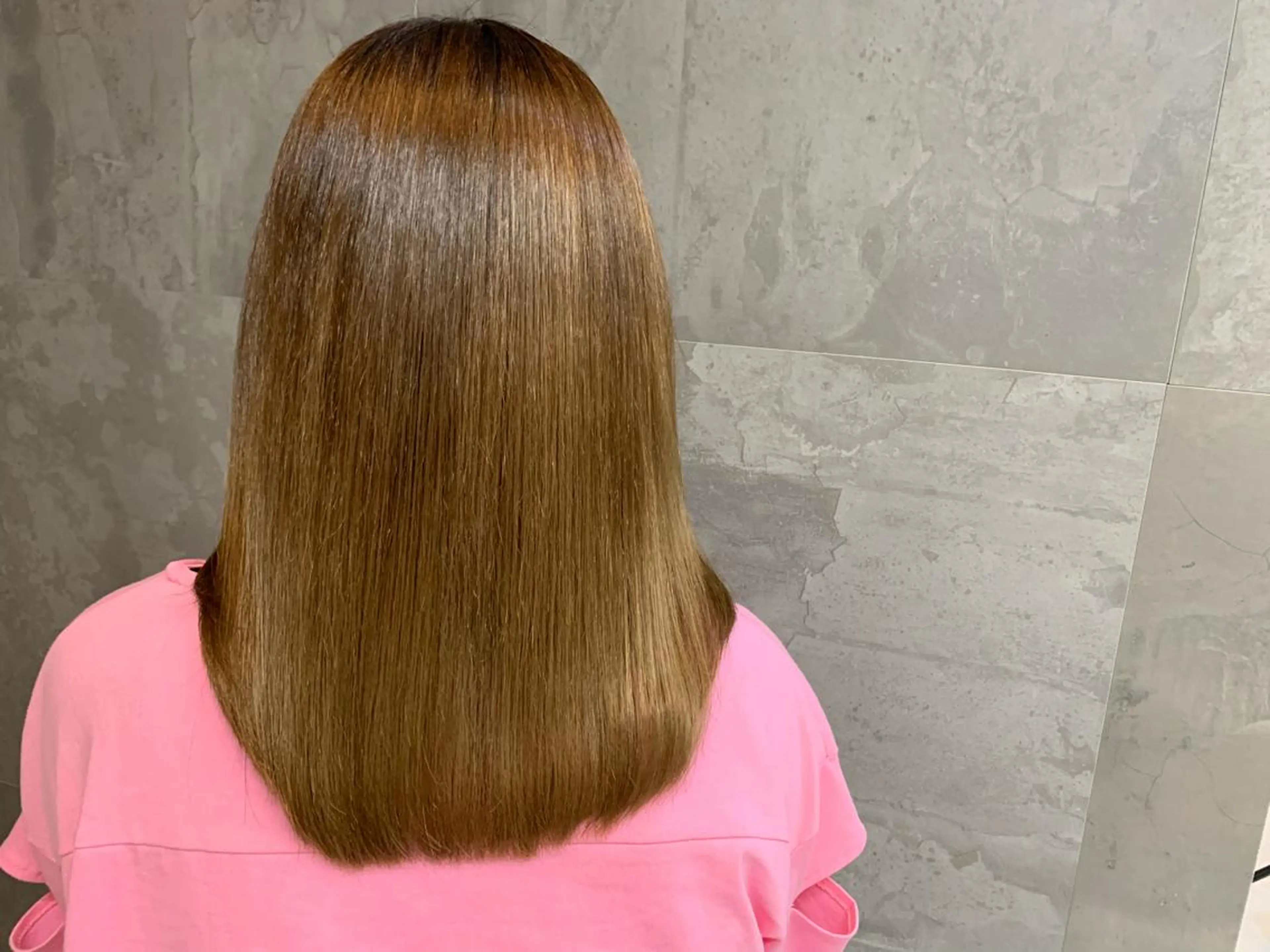 セミロング 三好 羽美のヘアスタイル