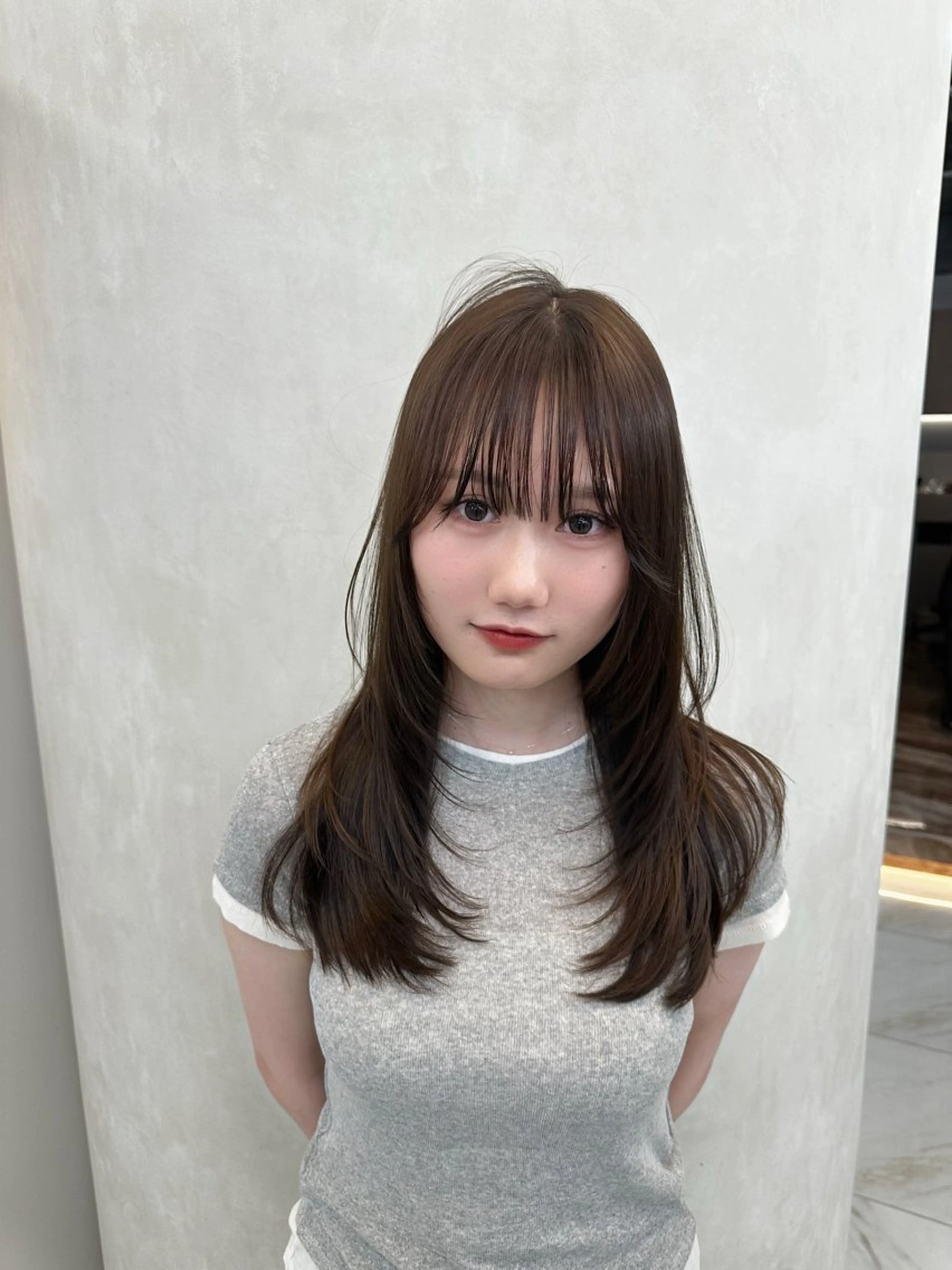 ロング カラー 透明感カラー ヘアカラー トリートメント 韓国風レイヤーカラー ライムのヘアスタイル