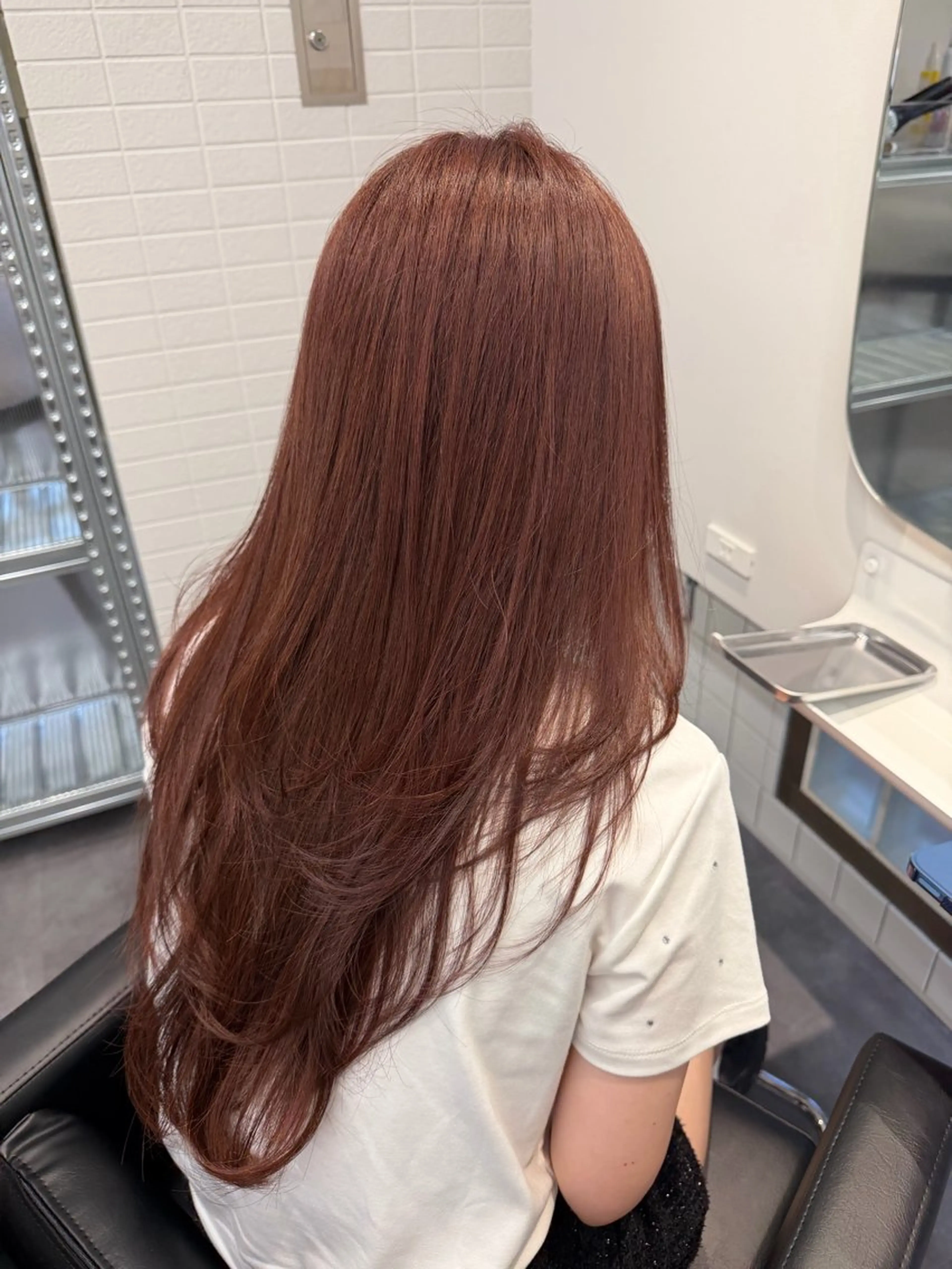 ロング ピンクブラウン 岩切 美海のヘアスタイル