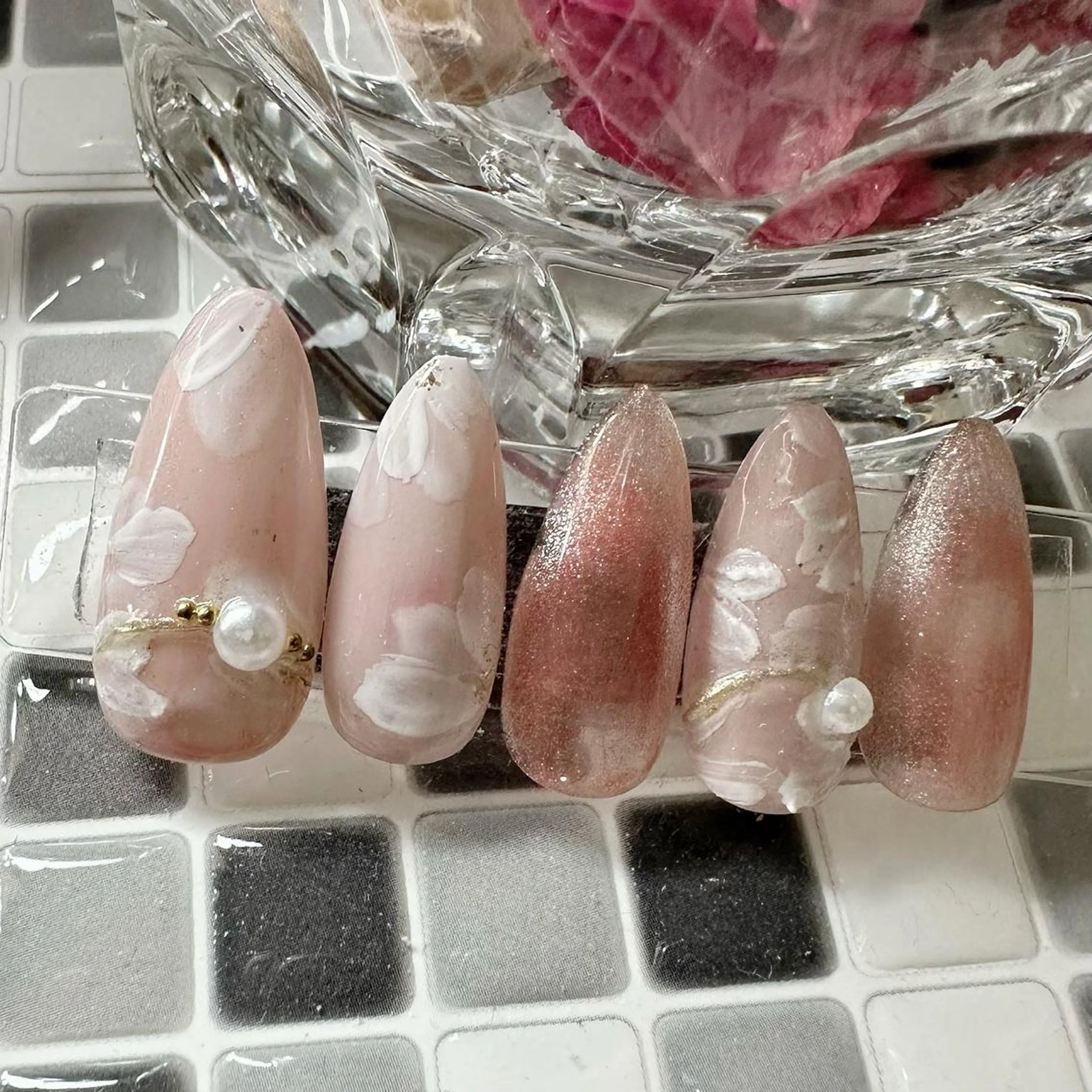 ネイル 新山 聖のネイルデザイン