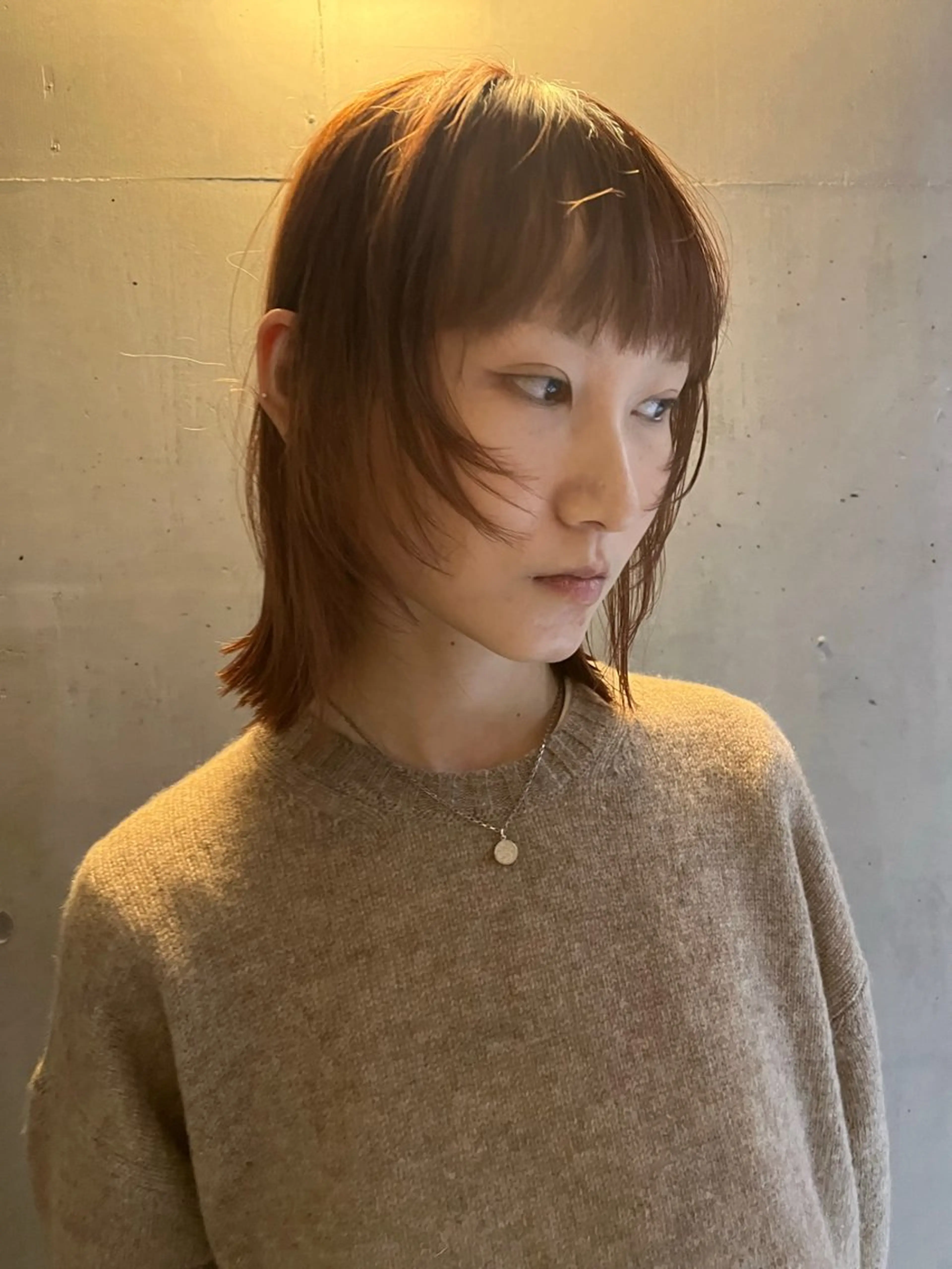 ミディアム ミディアムレイヤー アッシュ ミルクティーブラウン ピンクブラウン レイヤーカット カット ヘアカラー ハイトーンNo.1✨ パーマ✨イマイタツヤのヘアスタイル