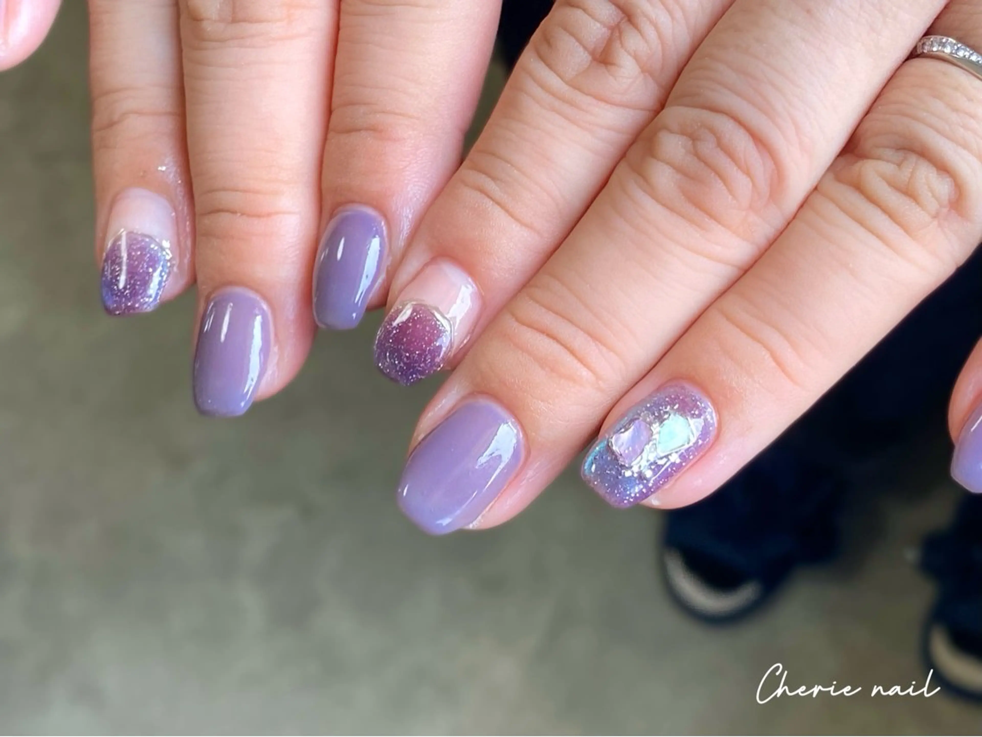 ネイル フラッシュネイル ジェルネイル マグネットネイル ミラーネイル パープル ハンドネイル Cherienail yunaのネイルデザイン