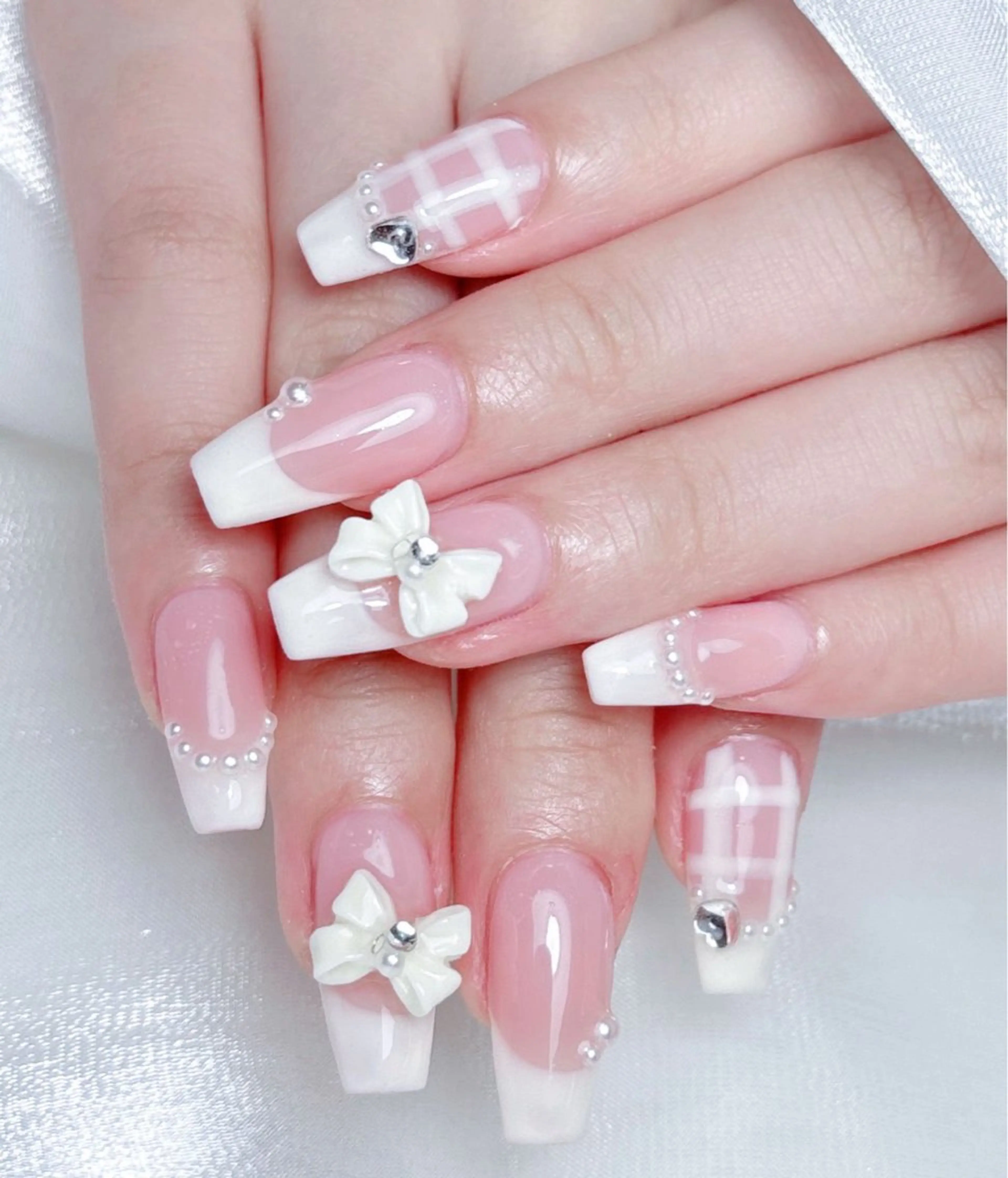 ネイル ハンドネイル M🌷nail 長さだし専門店のネイルデザイン
