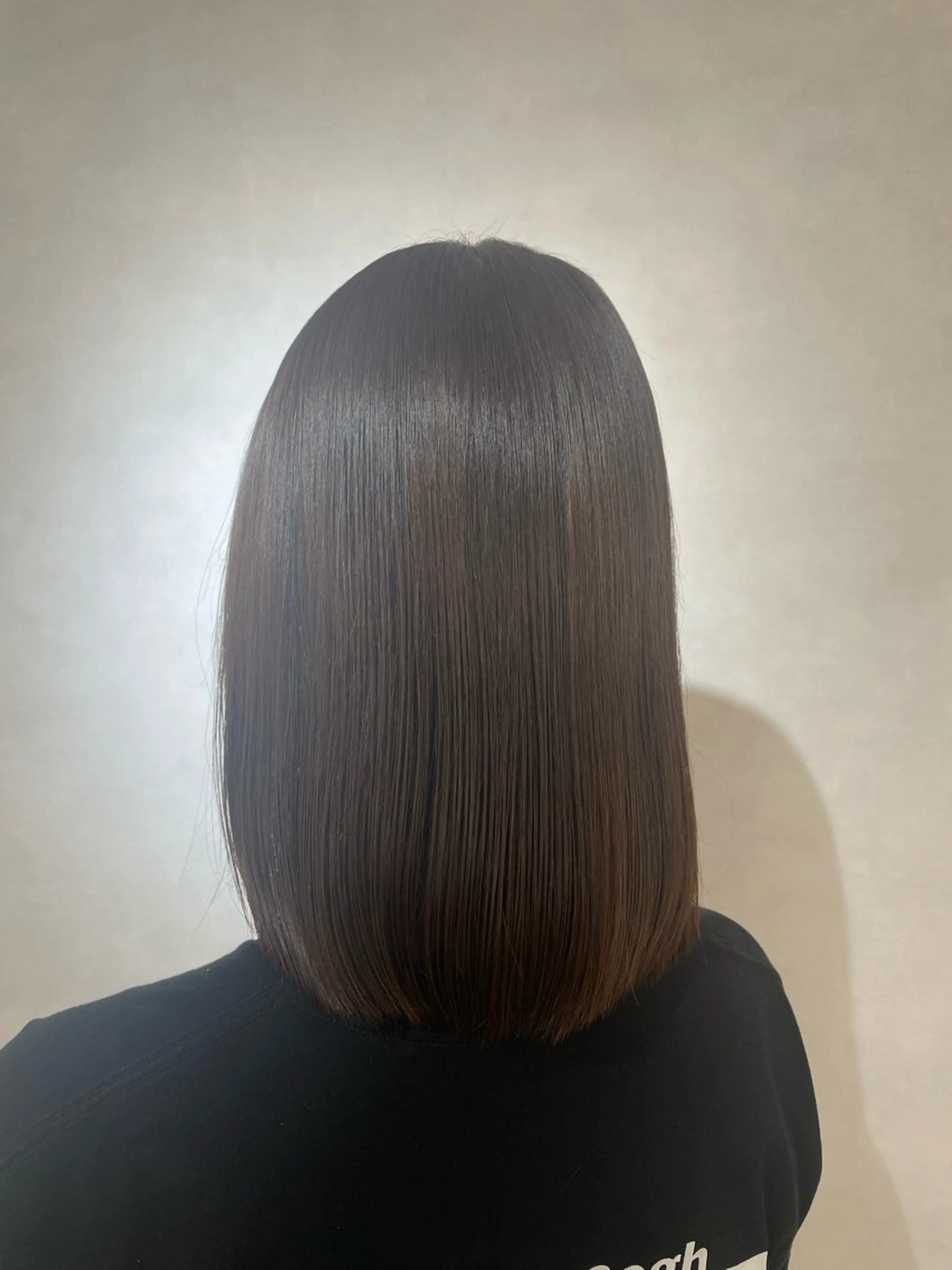 ミディアム 田中 蓮華のヘアスタイル