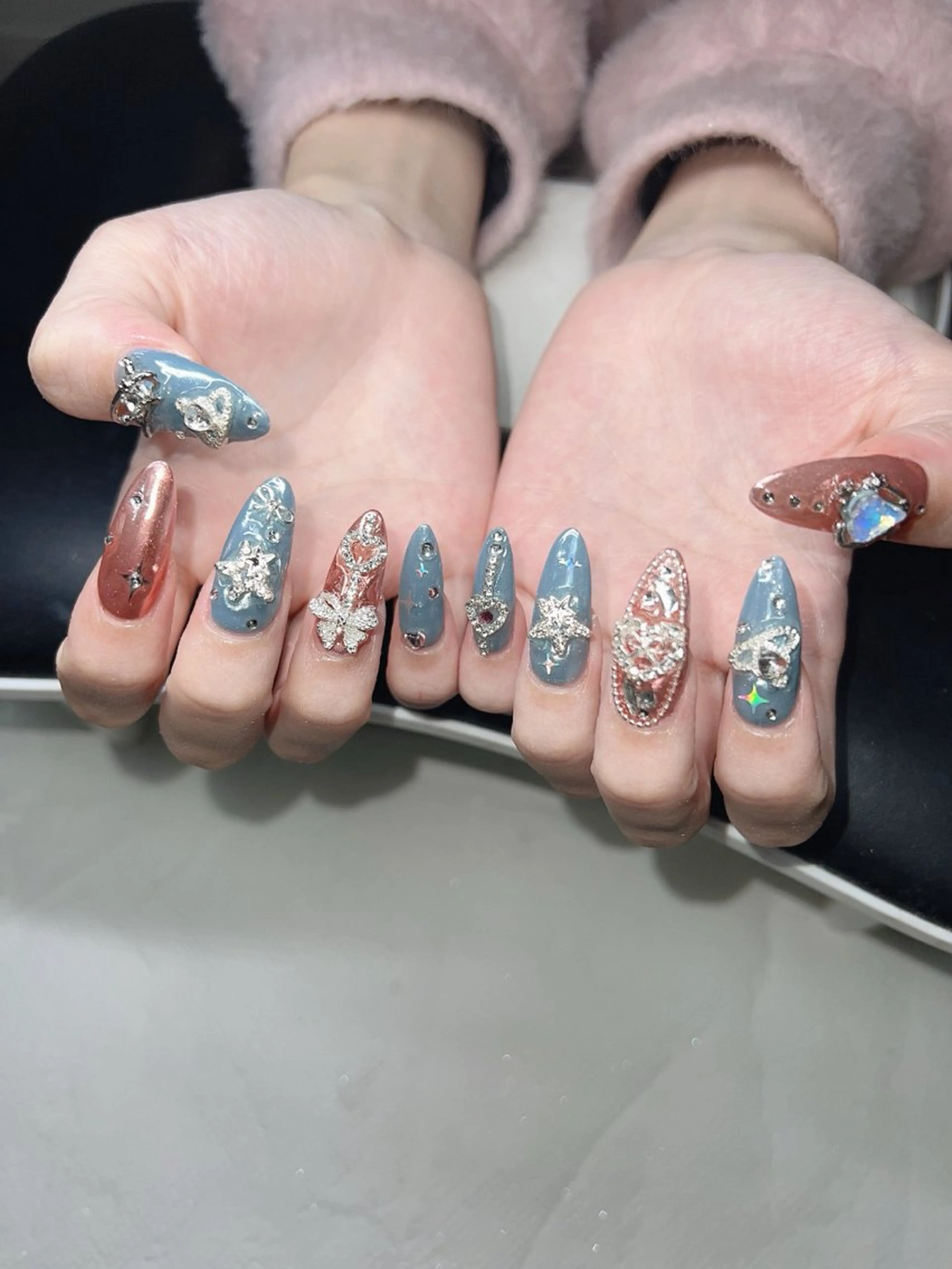 ネイル ハンドネイル Lee Nailsのネイルデザイン