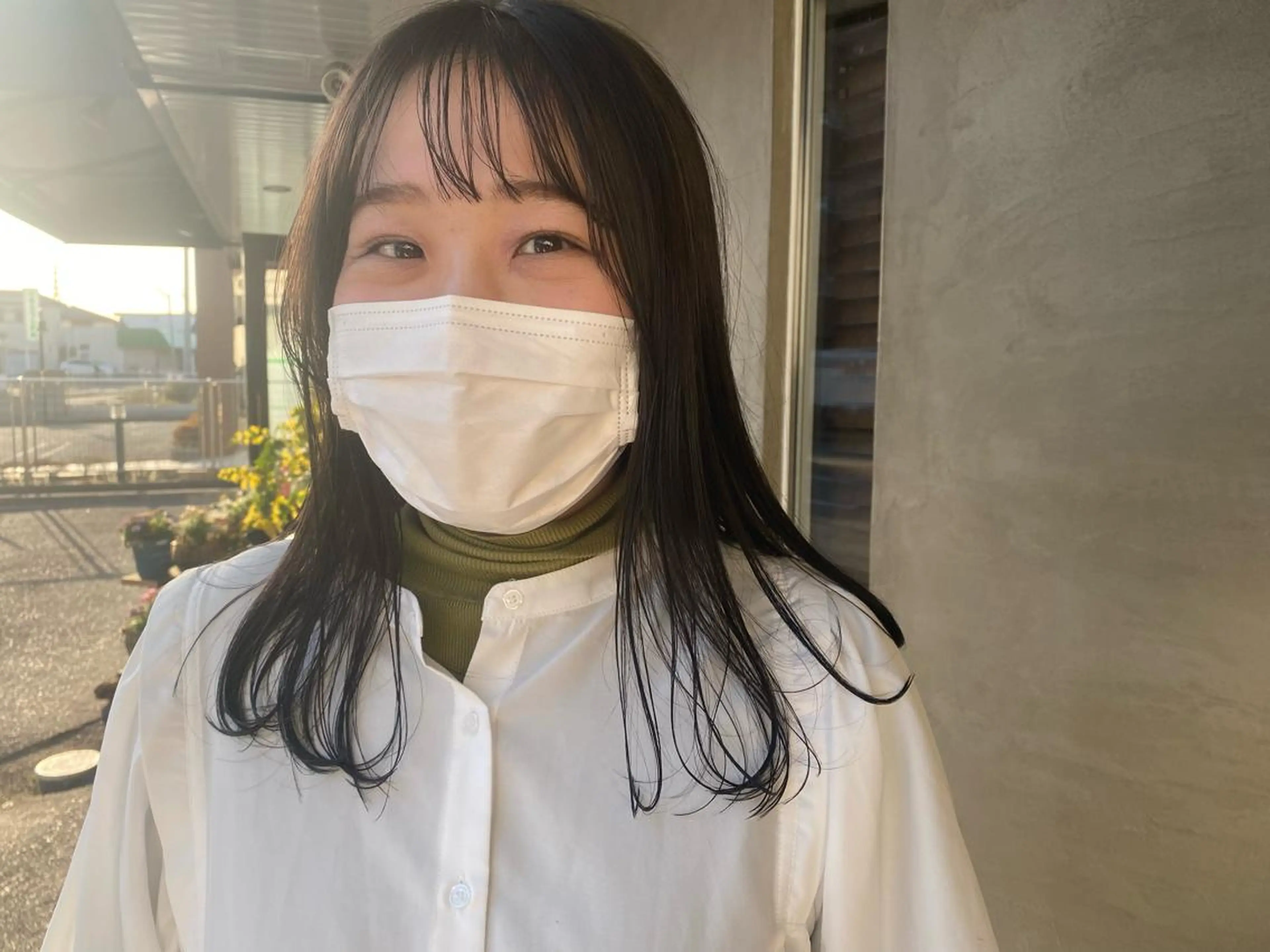 ミディアム カラー 黒髪 ブルーカラー ブルーブラック 透明感カラー 柔らかカラー🥛 mayucoのヘアスタイル