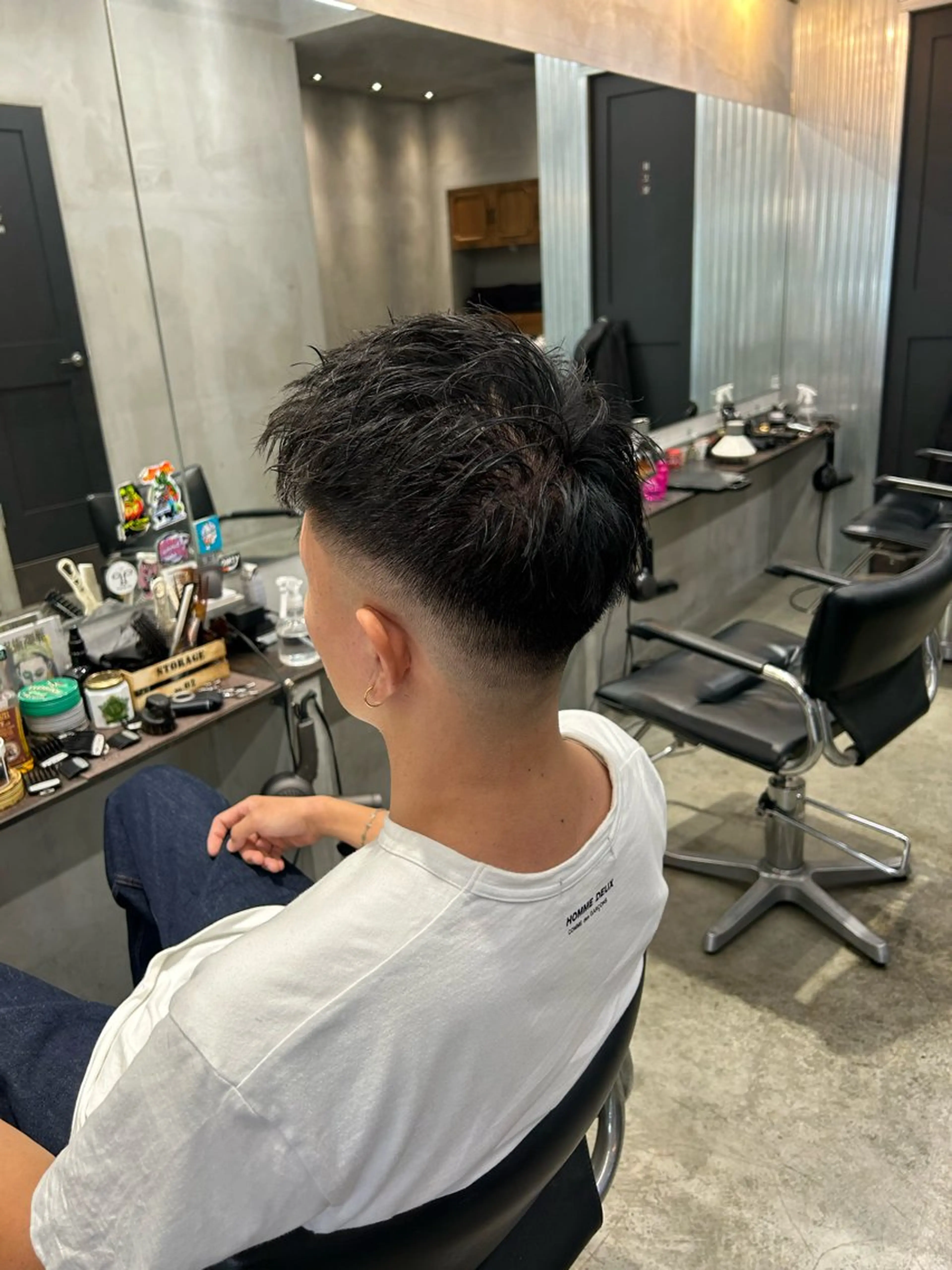 ショート メンズ フェードカット スキンフェード 【明大前フェード/ メンズパーマ/岳】のヘアスタイル