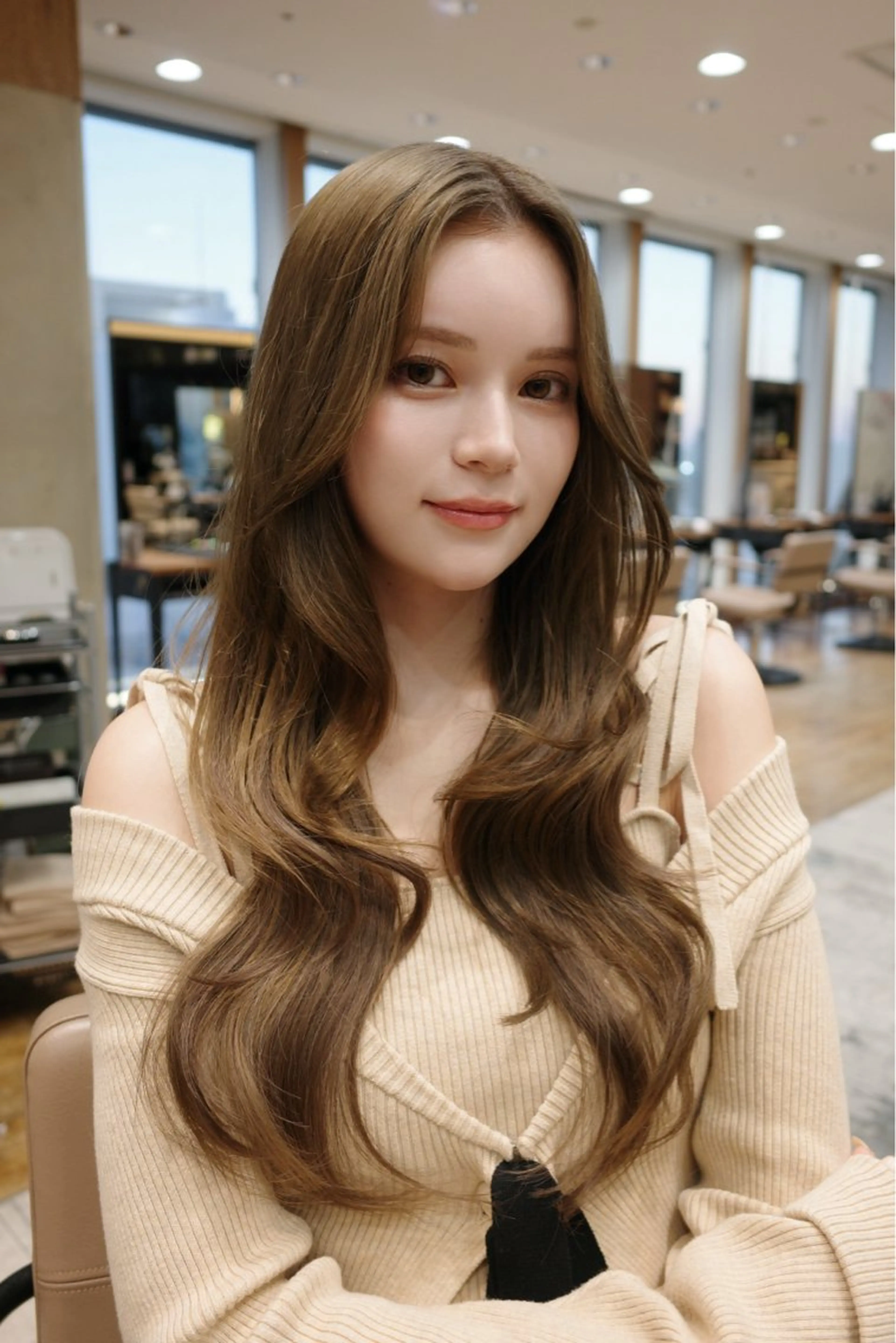 ロング カラー レイヤーカット カット ヘアカラー トリートメント 韓国くびれヘア 顔まわり新宿/さやかのヘアスタイル