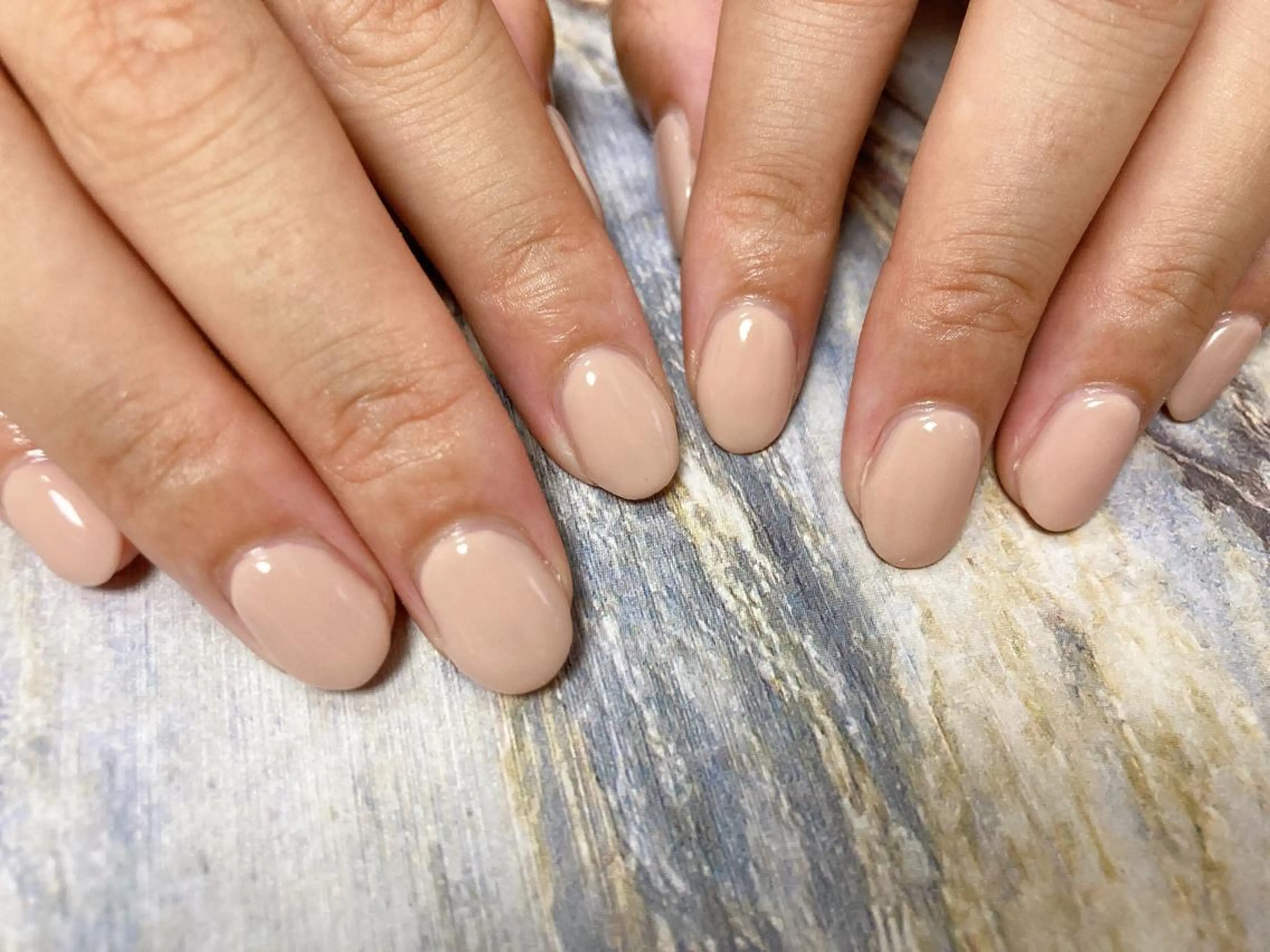 ネイル オフィスネイル ワンカラーネイル ハンドネイル mogunail &blowのネイルデザイン