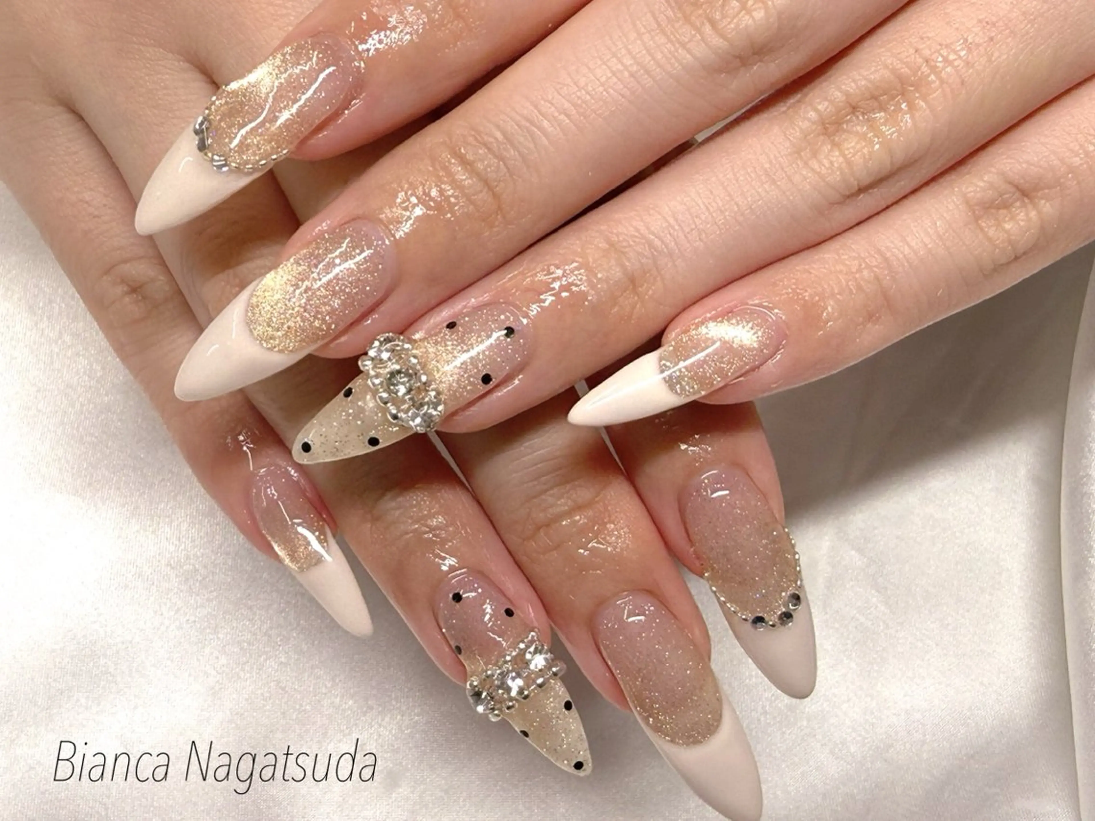 ネイル Bianca♡ TAKANASHIのネイルデザイン