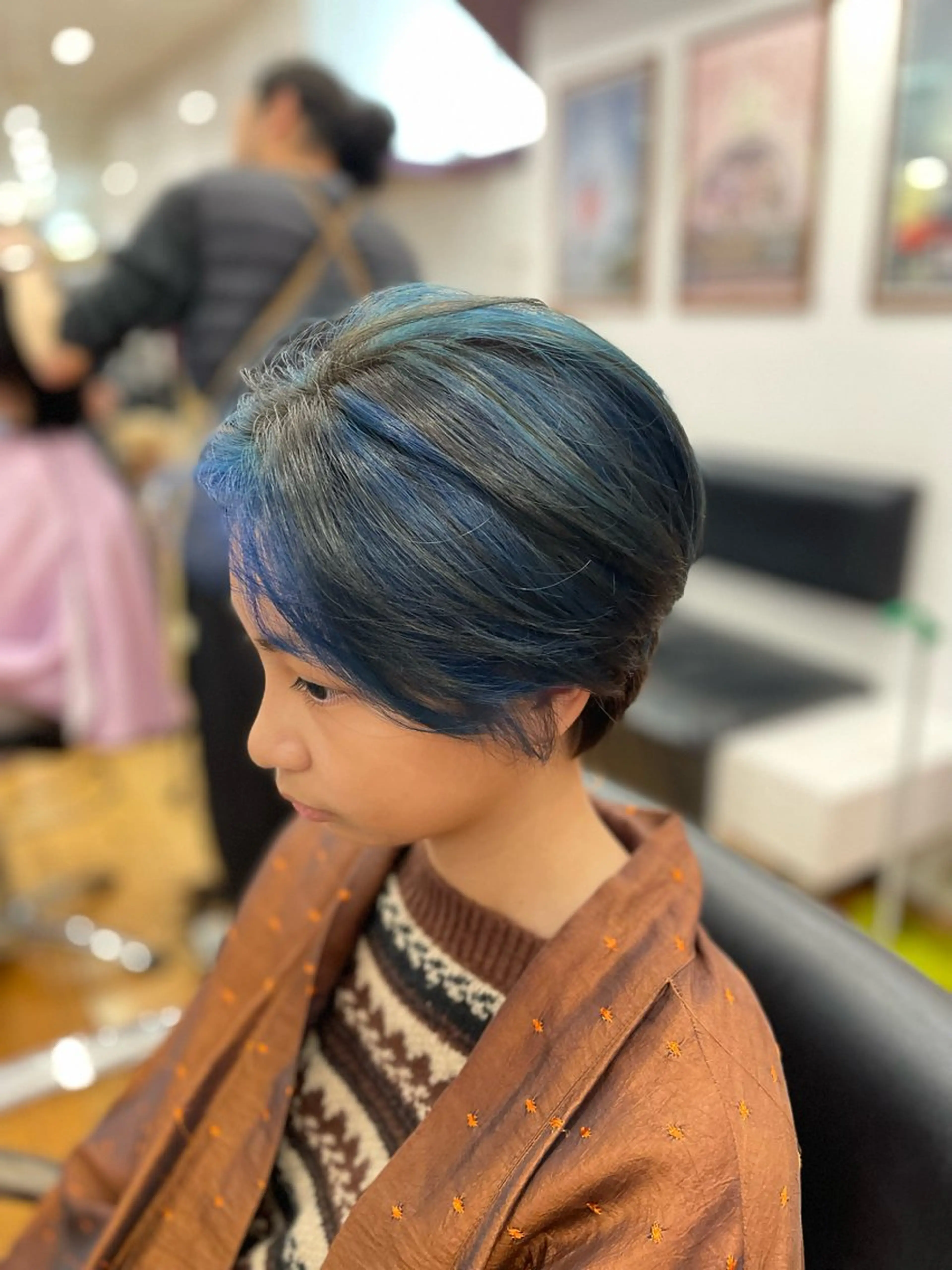カラー ヘアカラー Kana .のヘアスタイル