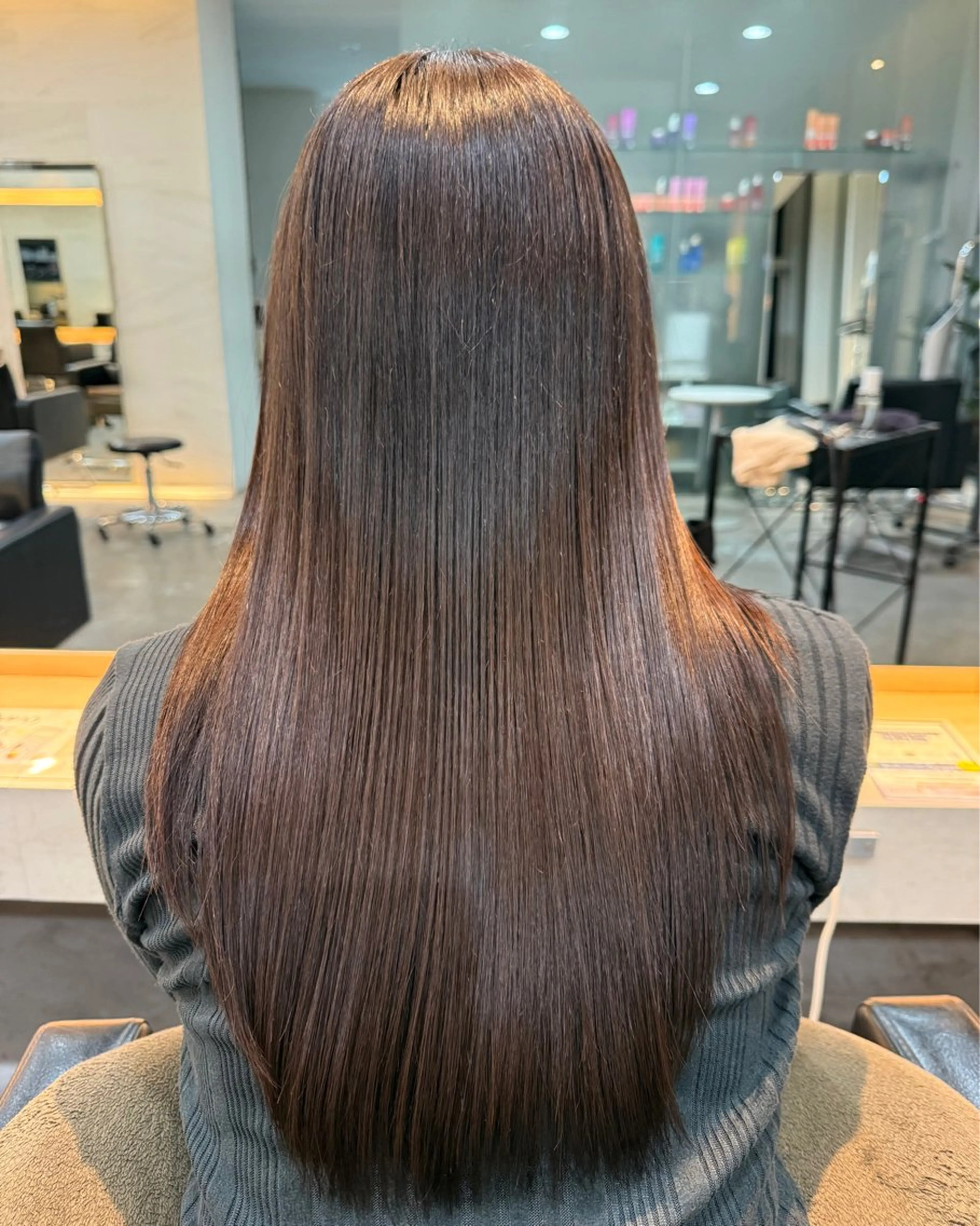 カラー 透明感カラー イルミナカラー ヘアカラー トリートメント 磯崎 新のヘアスタイル