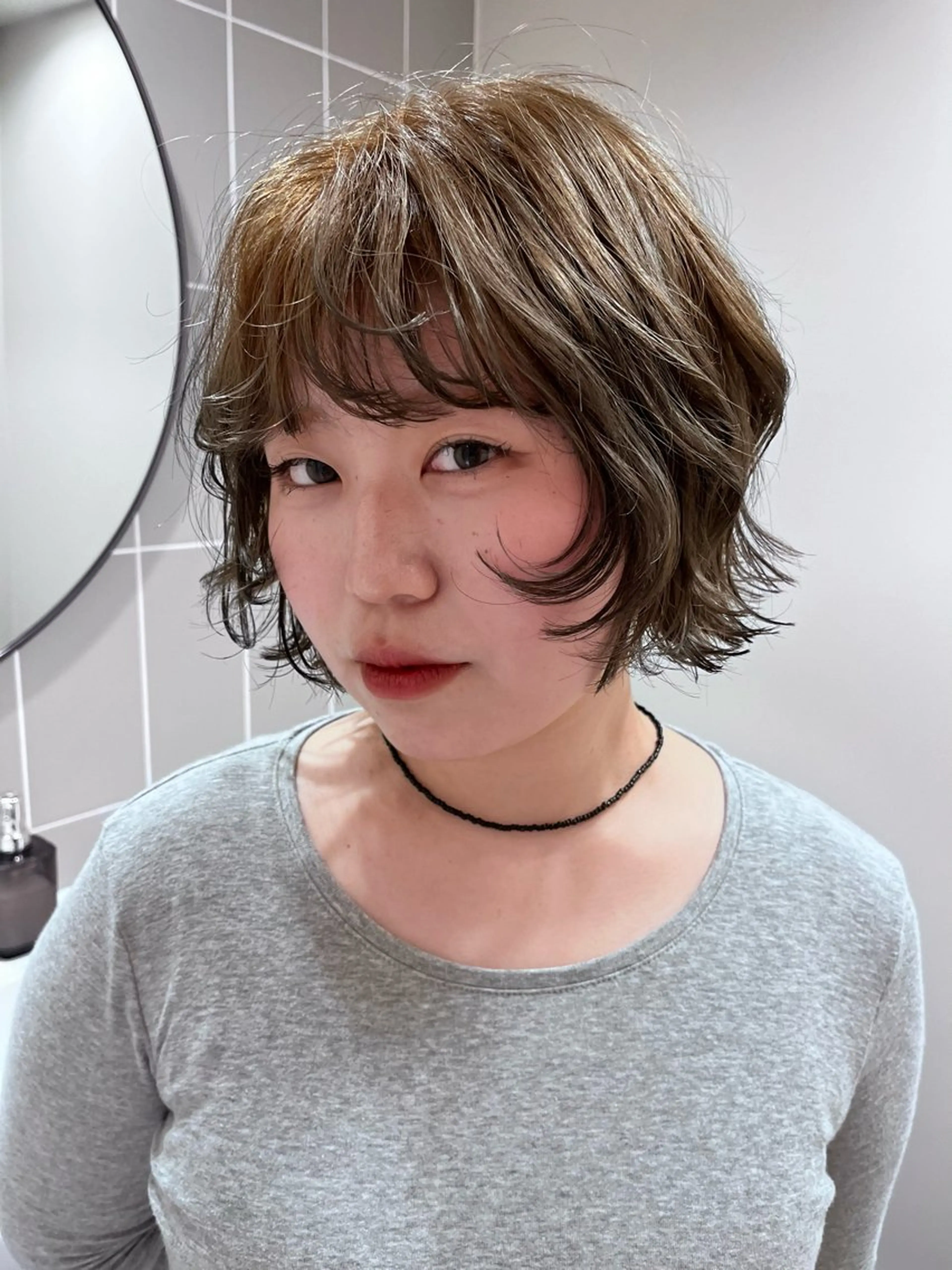 ショート 宮城 星のヘアスタイル