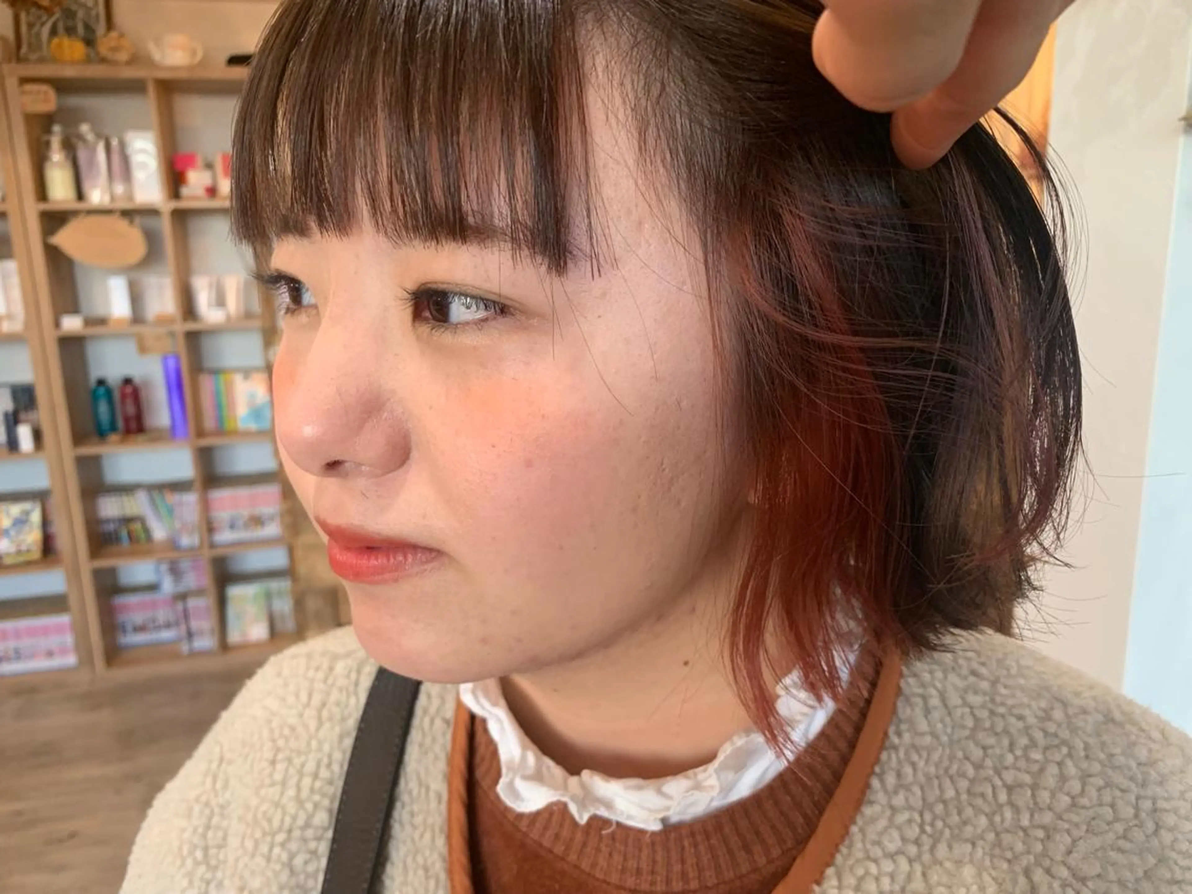 ショート カット ヘアカラー 佐藤 美咲のヘアスタイル