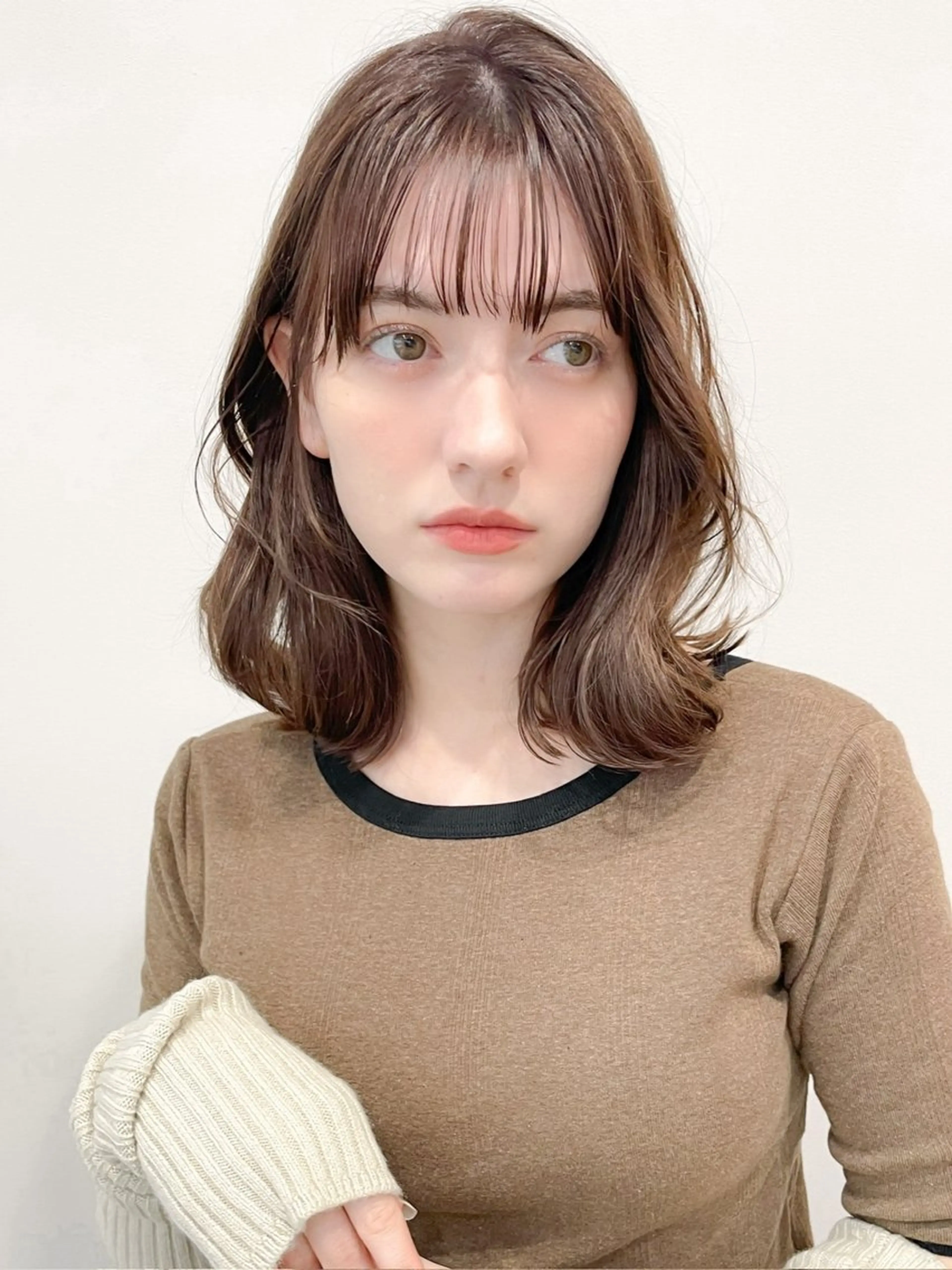 ミディアム カラー ミディアム/顔周り/ ベージュ🌼mayuのヘアスタイル