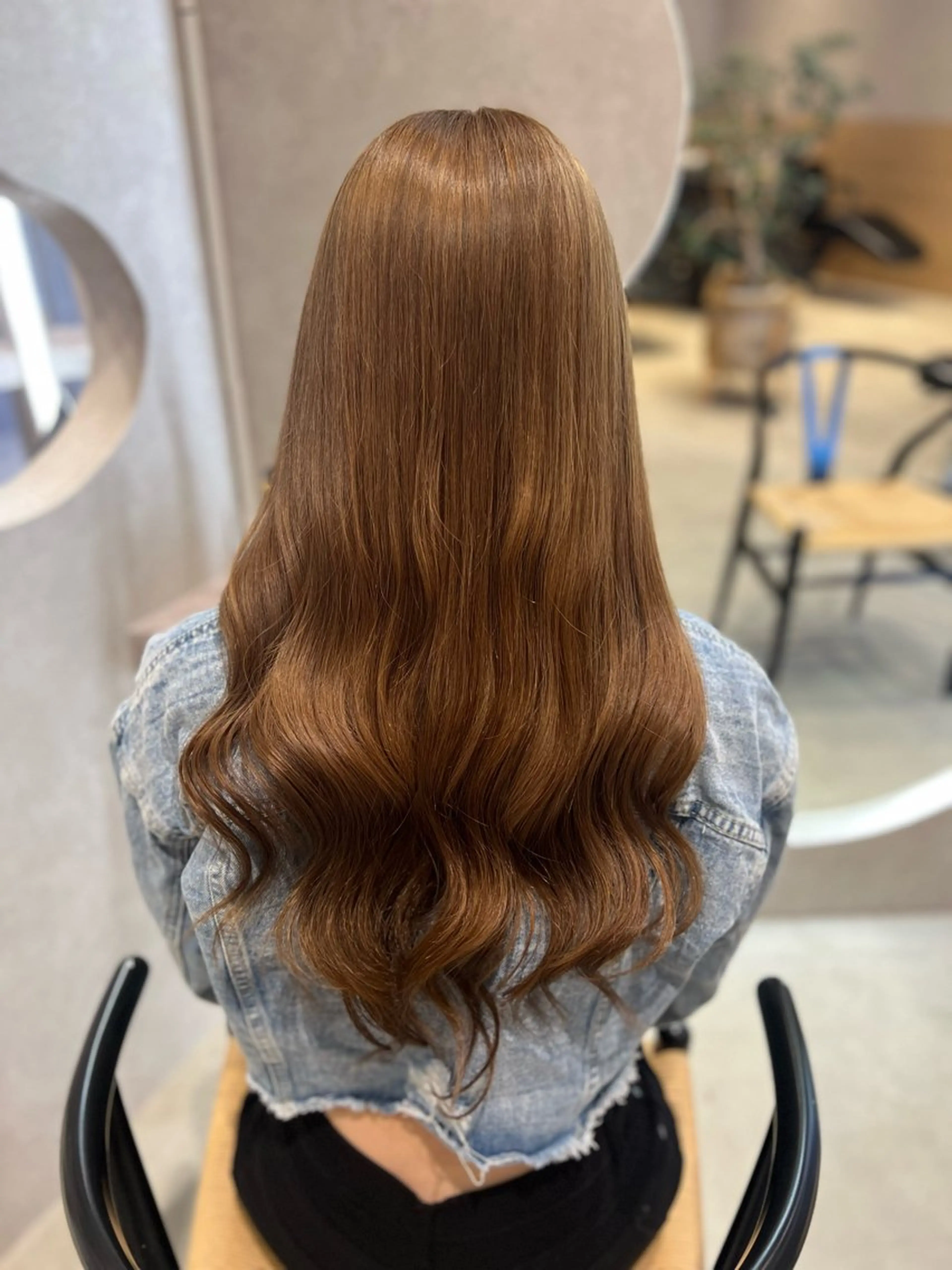 ロング カット ヘアカラー トリートメント エクステ 小池 夏美のヘアスタイル