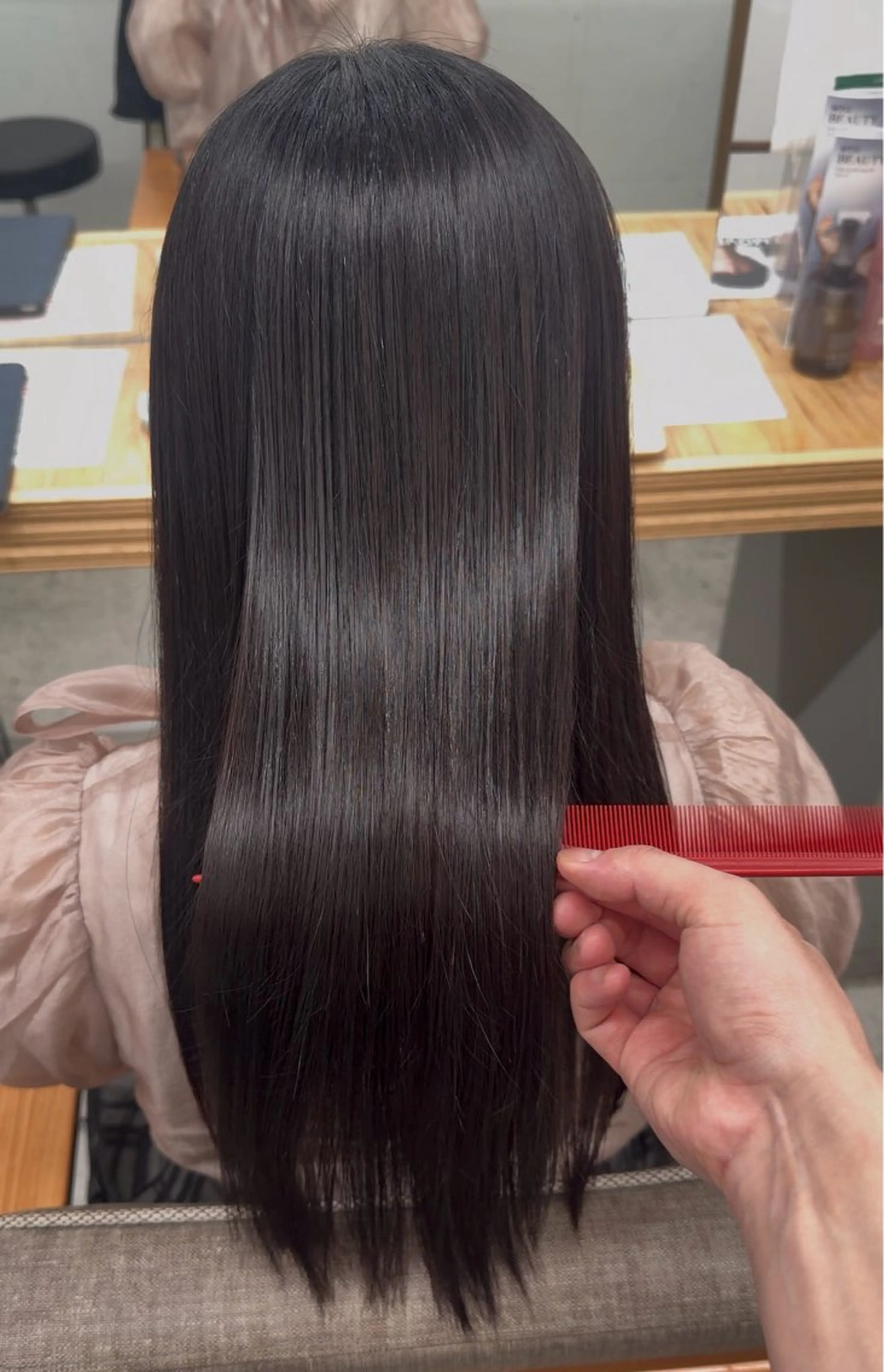 ロング カット ヘアカラー 縮毛矯正 トリートメント 髪質改善 カラーJILLのヘアスタイル