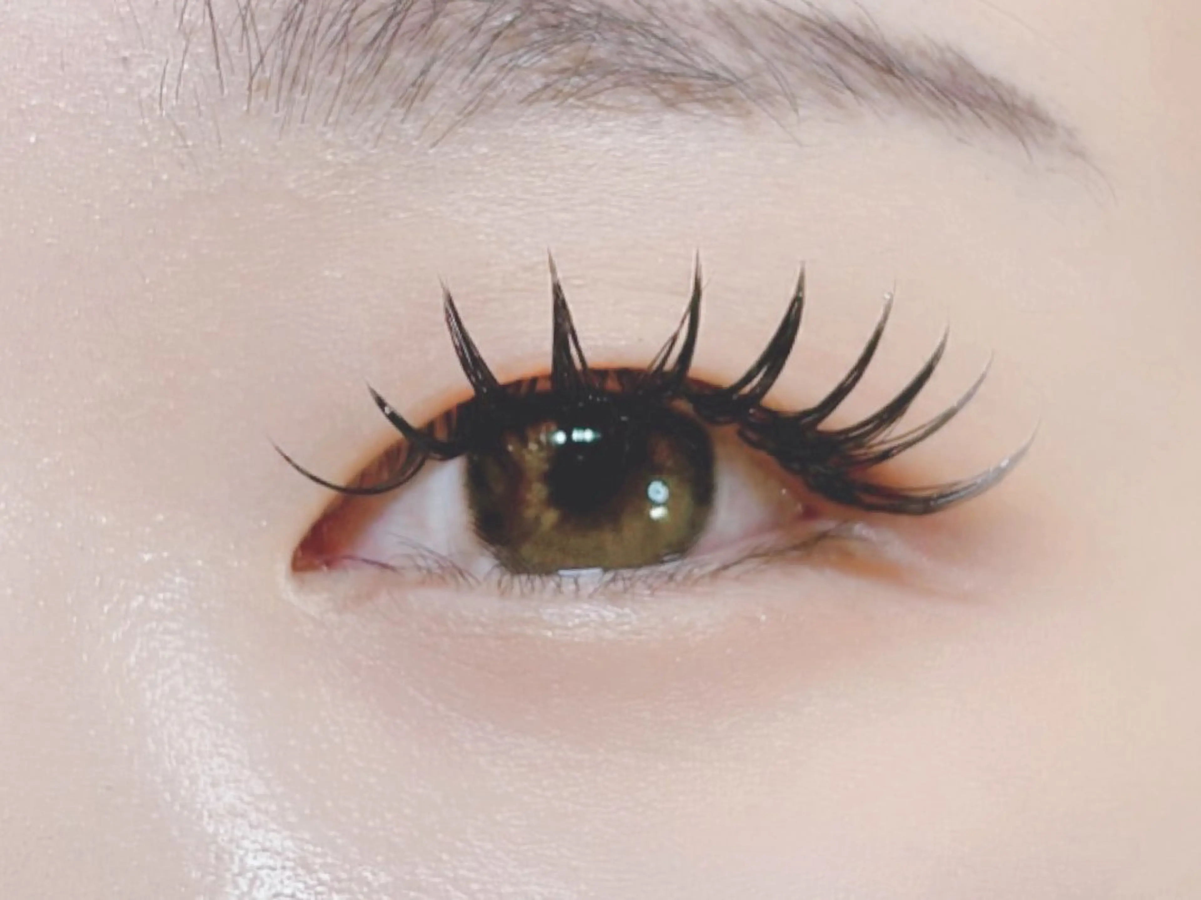 マツエク・マツパ 付け放題 バインドロック 束感まつ毛 フラットラッシュ パリジェンヌラッシュリフト マツエク オーロラ所属・AURORA RINAのマツエク・マツパデザイン