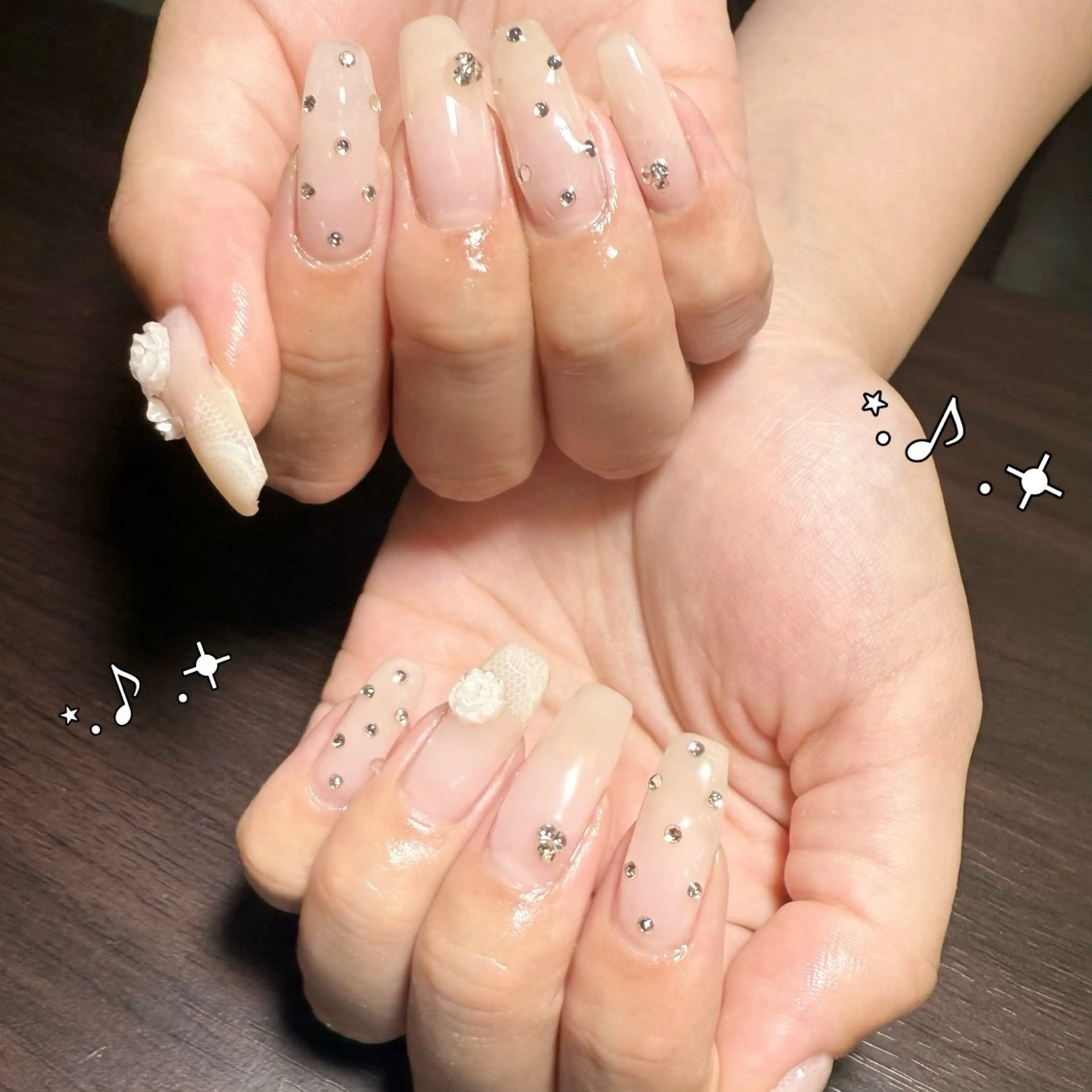 ネイル stellanail momoのネイルデザイン