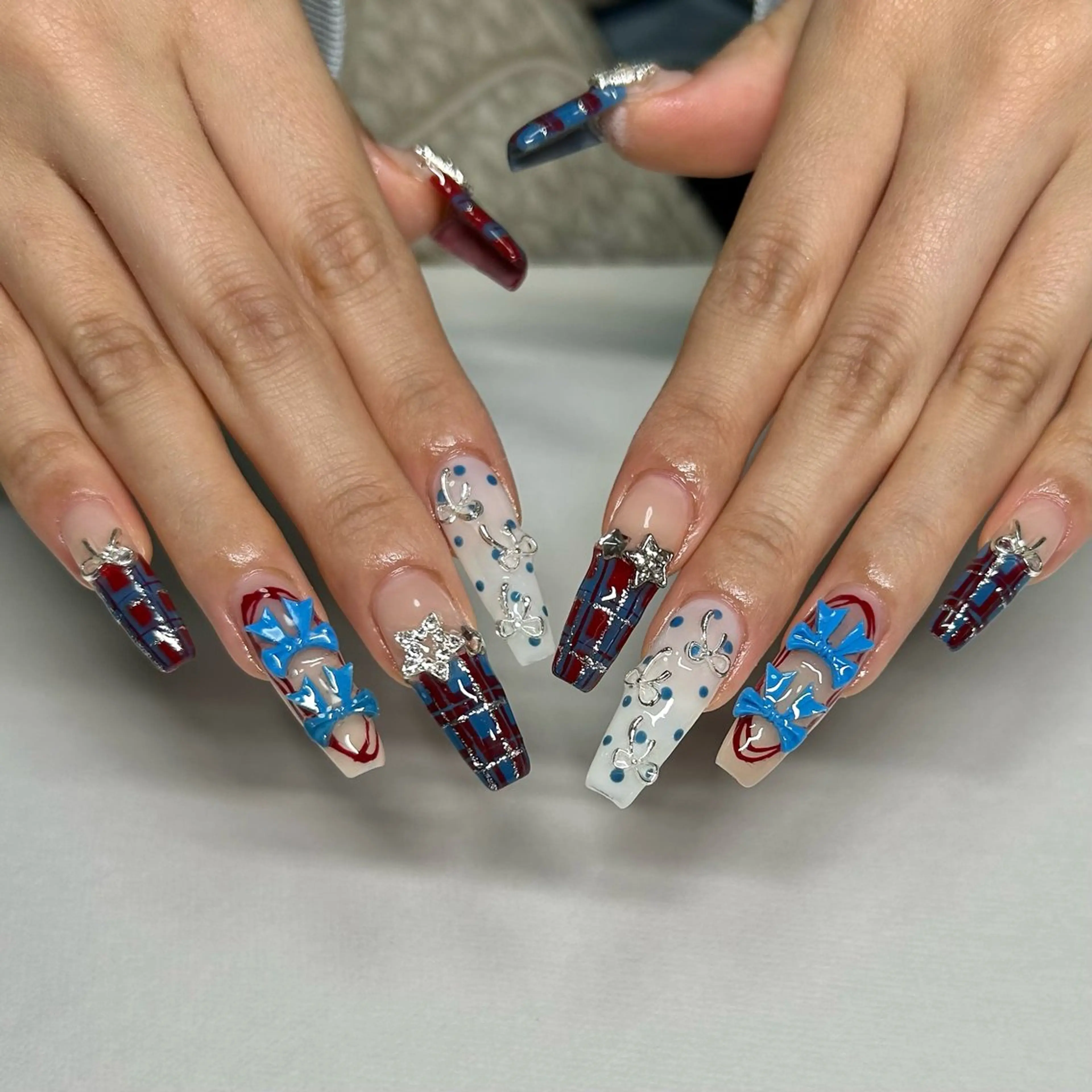 ネイル ハンドネイル alien girl所属・aliengirl Ayuのネイルデザイン