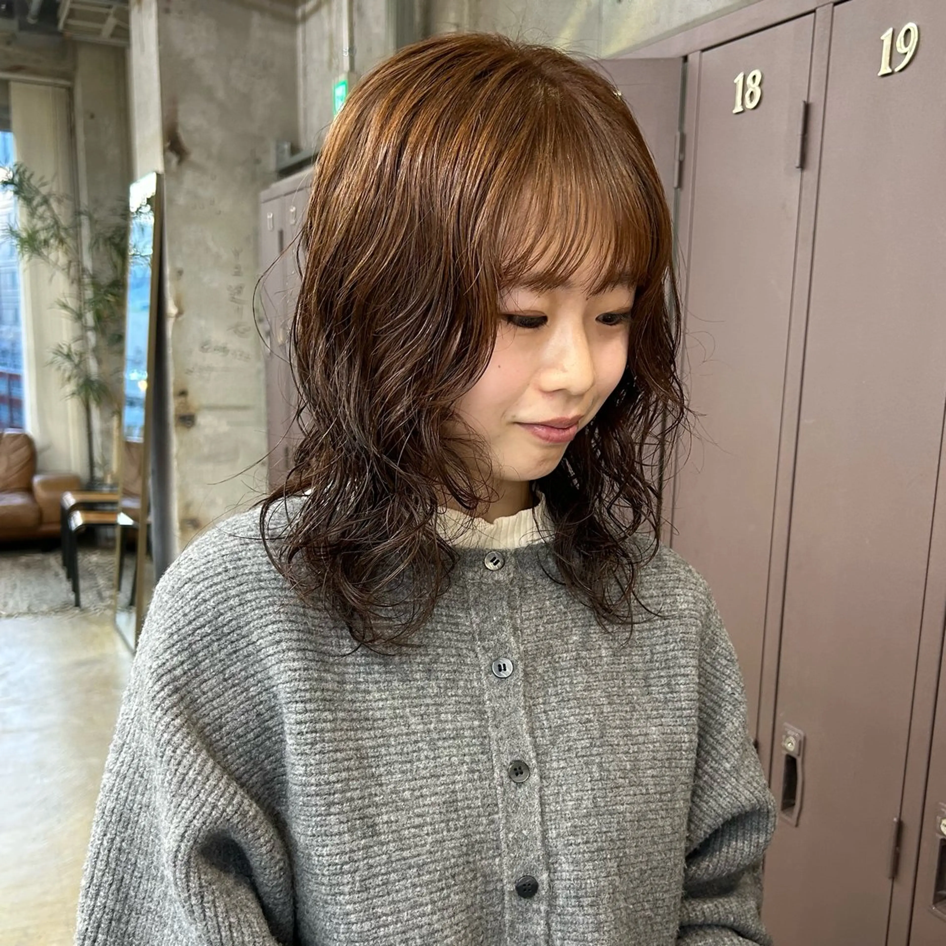 ミディアム カラー パーマ ミディアムパーマ カット ヘアカラー パーマ 伊藤ほのか/パーマ /酸性ストレートのヘアスタイル