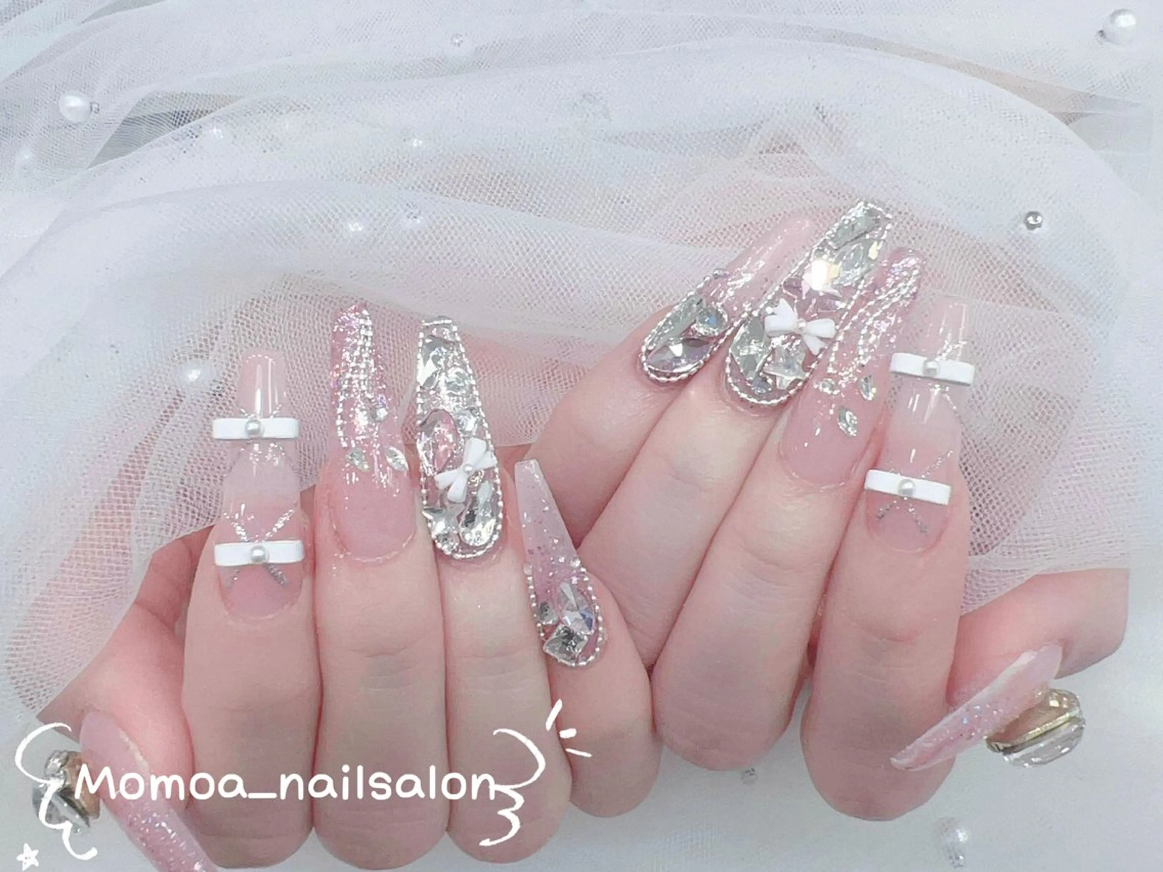 ネイル 成人式 ロングネイル マグネットネイル 大理石ネイル(マーブル) 持ち込み ハンドネイル MoMoA Nail ネイル長さ出し専門店のネイルデザイン