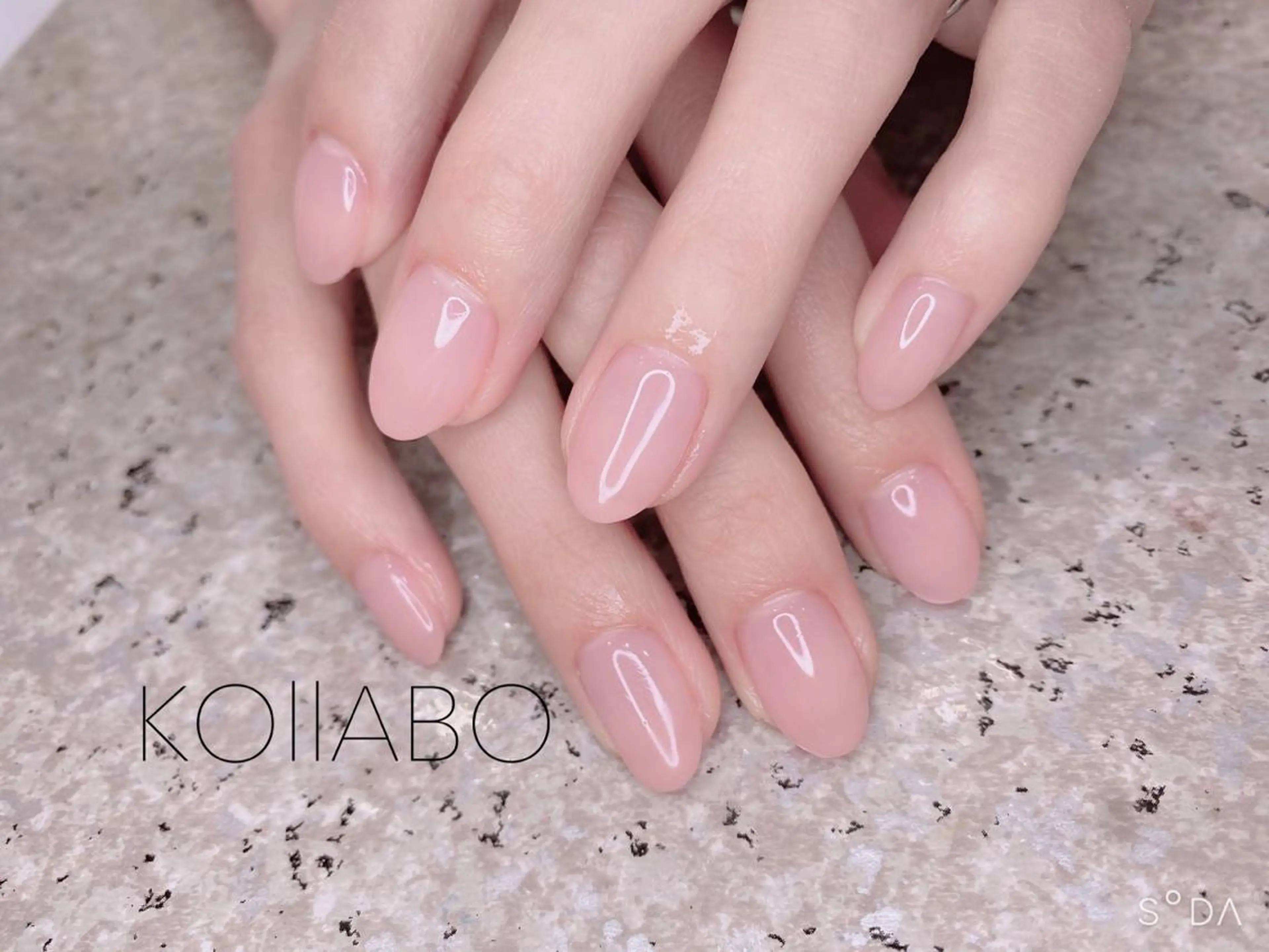 ネイル KOLLABO nailのネイルデザイン