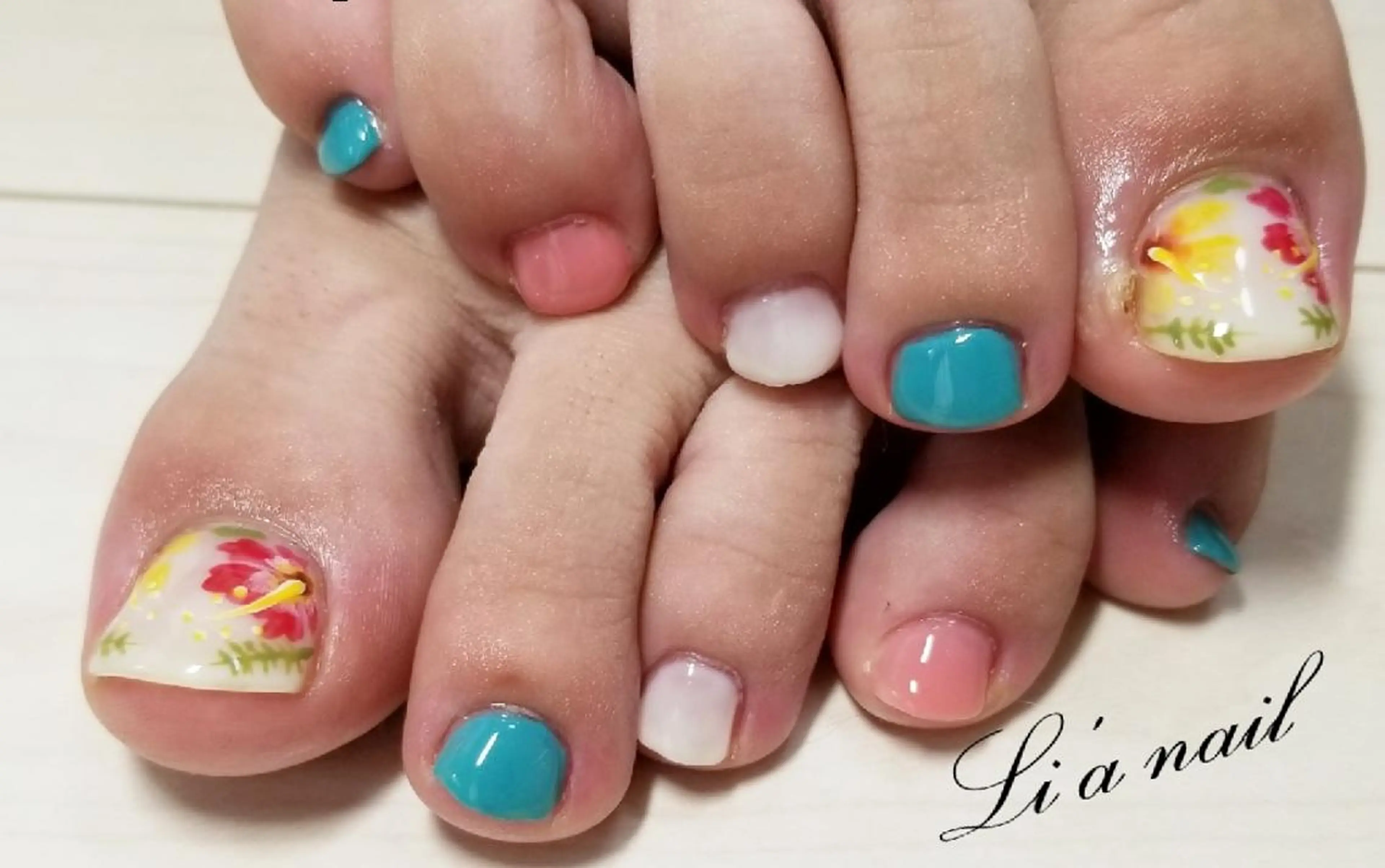 ネイル Li'a  nailのネイルデザイン