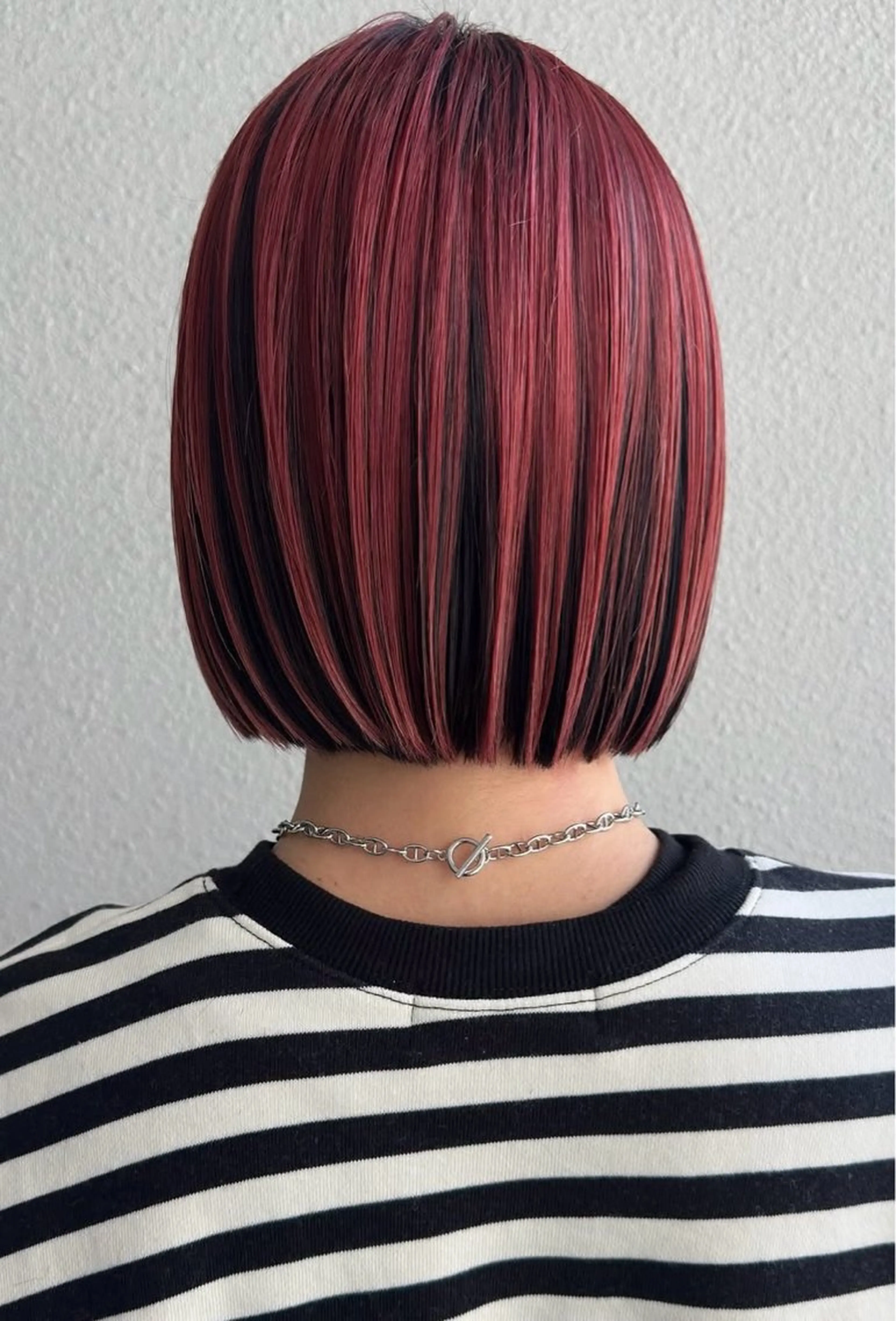 カラー 佐藤 綾のヘアスタイル