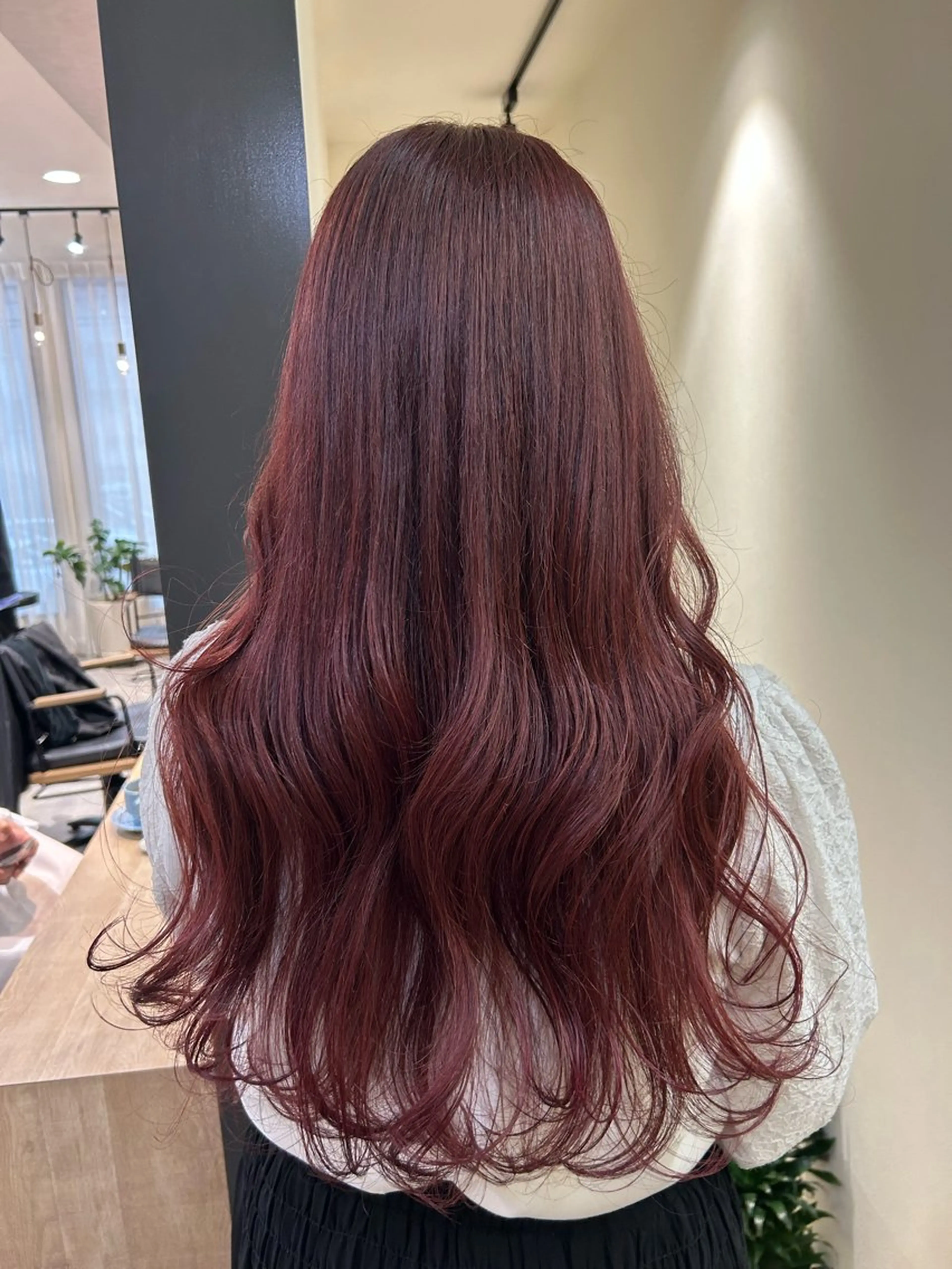 ロング カラー ブリーチ ブラウンカラー ブリーチなしカラー レッドカラー レッドブラウン カット ヘアカラー トリートメント hub hair レイヤー/透明感のヘアスタイル