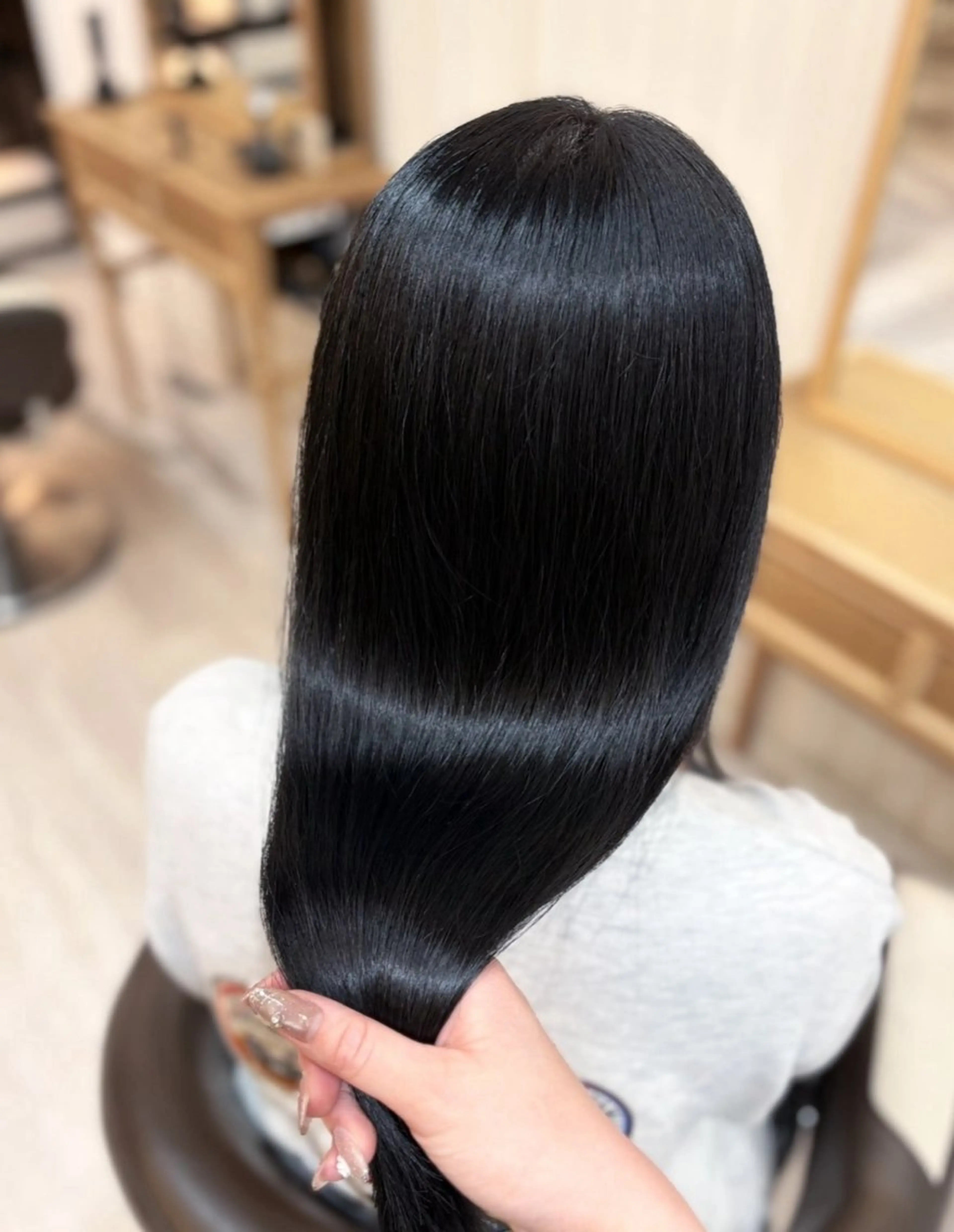 ロング カラー ヘアカラー トリートメント 🪐韓国／暗髪カラー ／ ｓａｋｕｒａ☽⋰のヘアスタイル