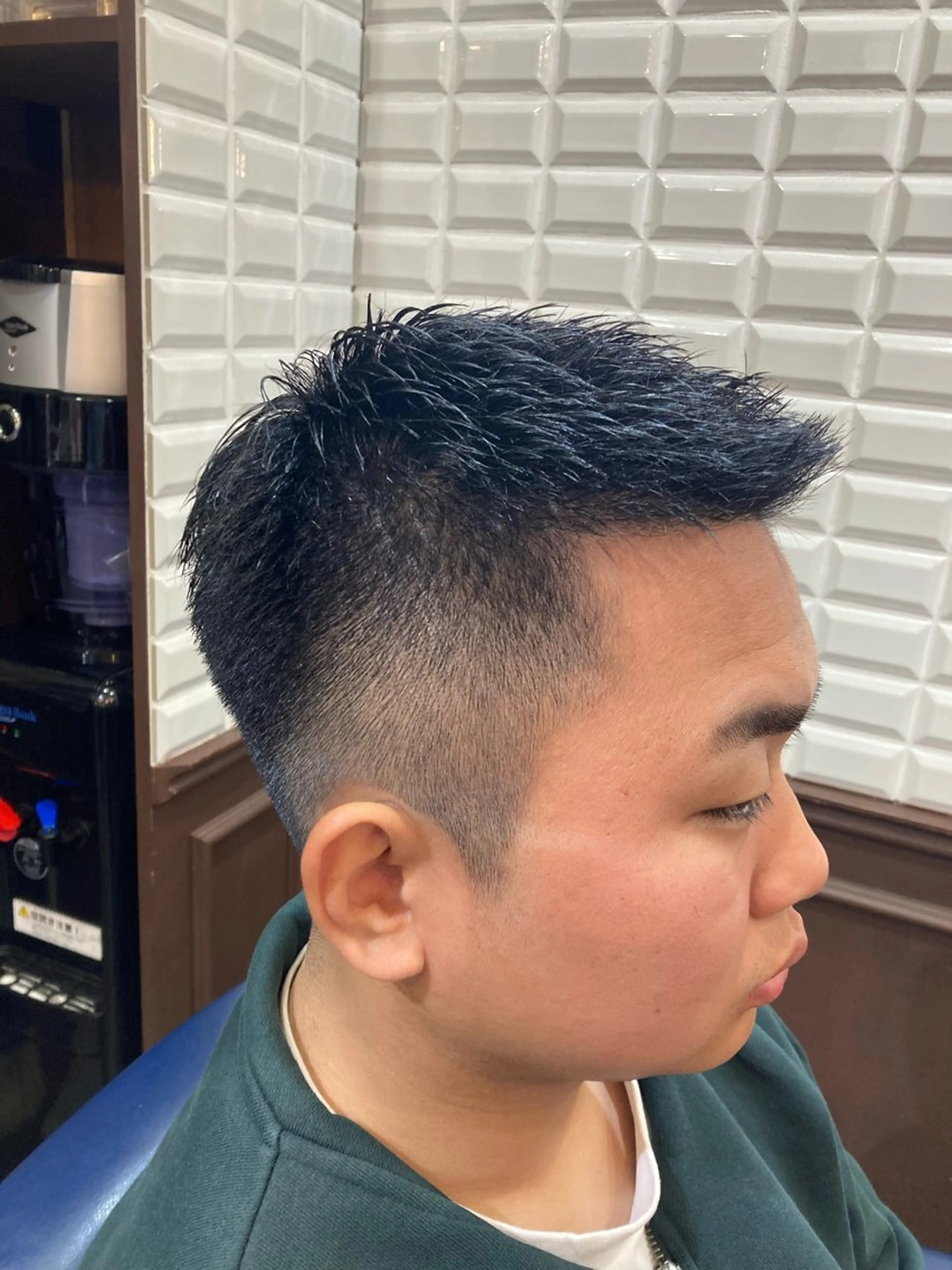 ショート メンズ フェードカット メンズハイライト メンズメッシュ モヒカン メンズパーマ ルピナス中田店長 山口大地のヘアスタイル