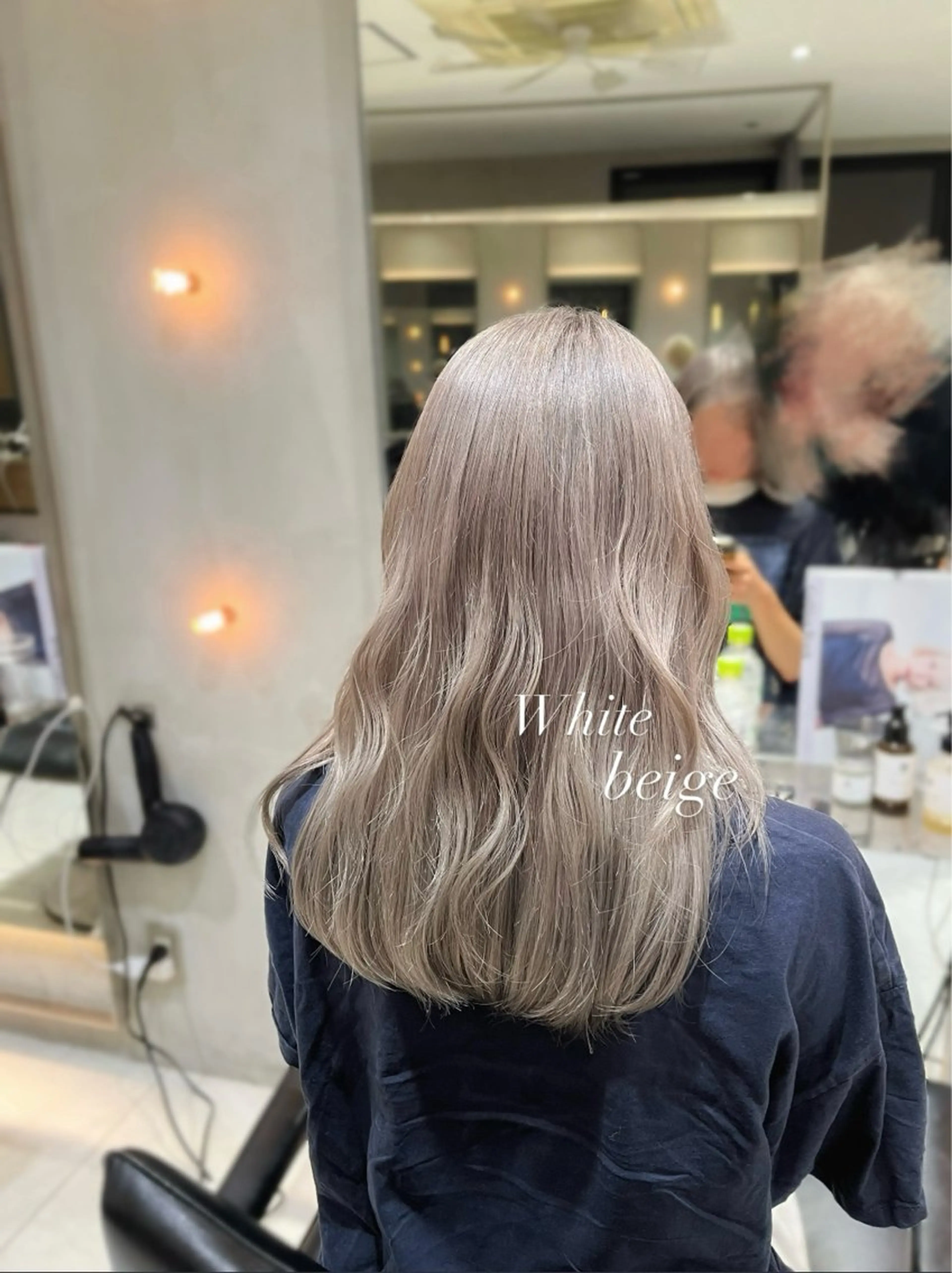 ロング カラー ベージュカラー ブリーチ ホワイトベージュ 艶髪カラー/ レイヤー/yuiのヘアスタイル
