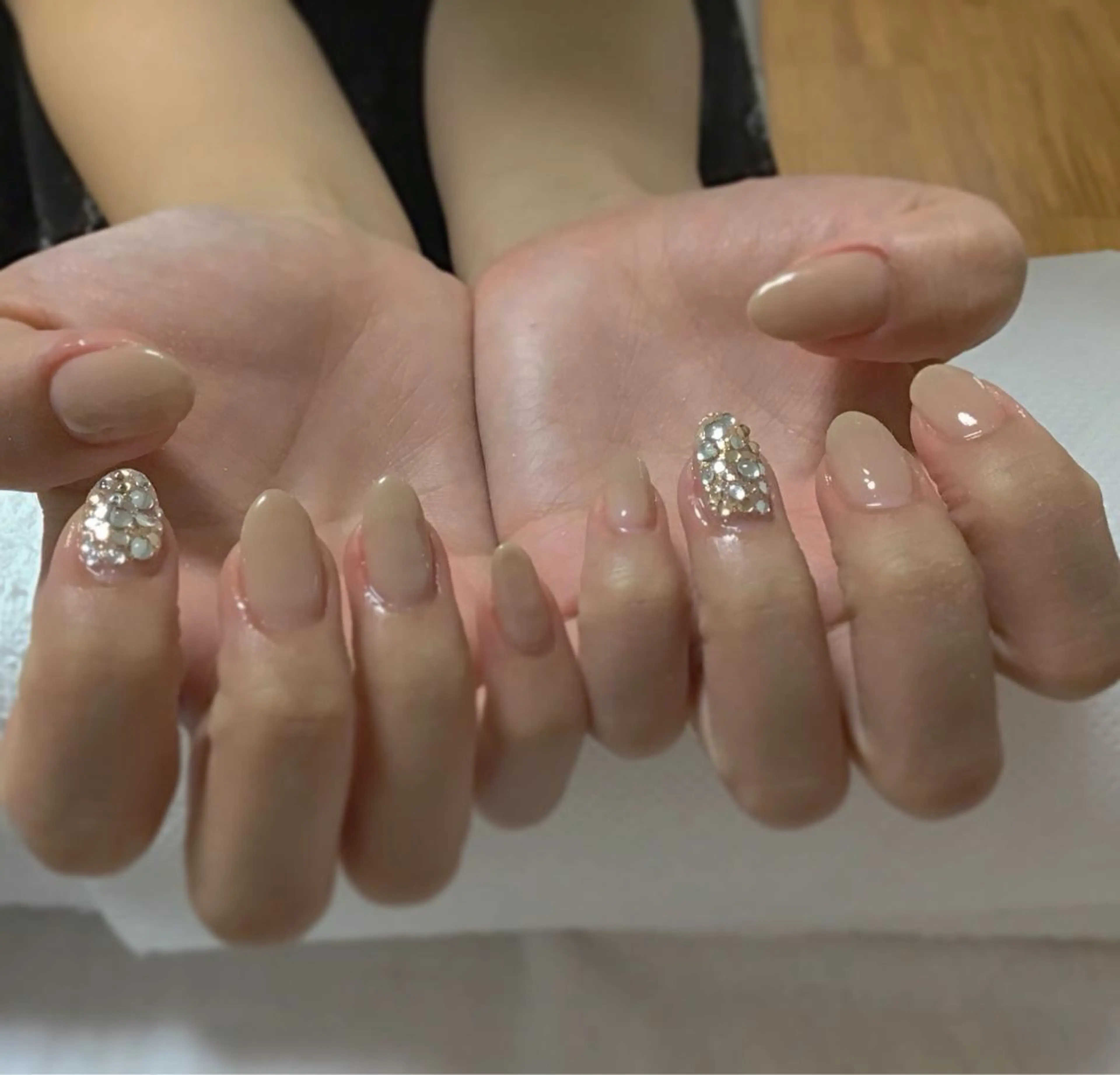 ネイル ストーンネイル gui amichanのネイルデザイン