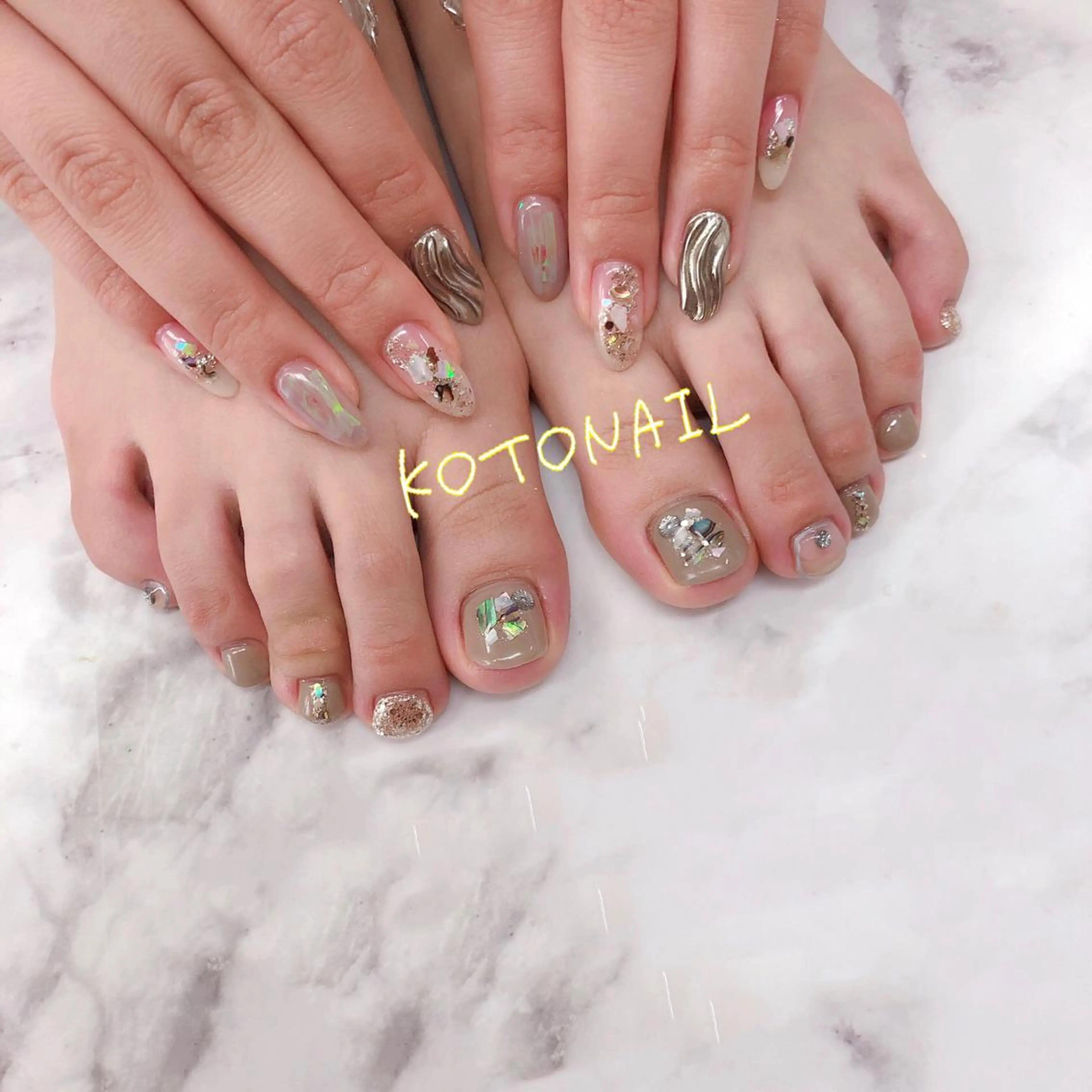 ネイル フットネイル おそろいネイル 持ち込み koto nailのネイルデザイン