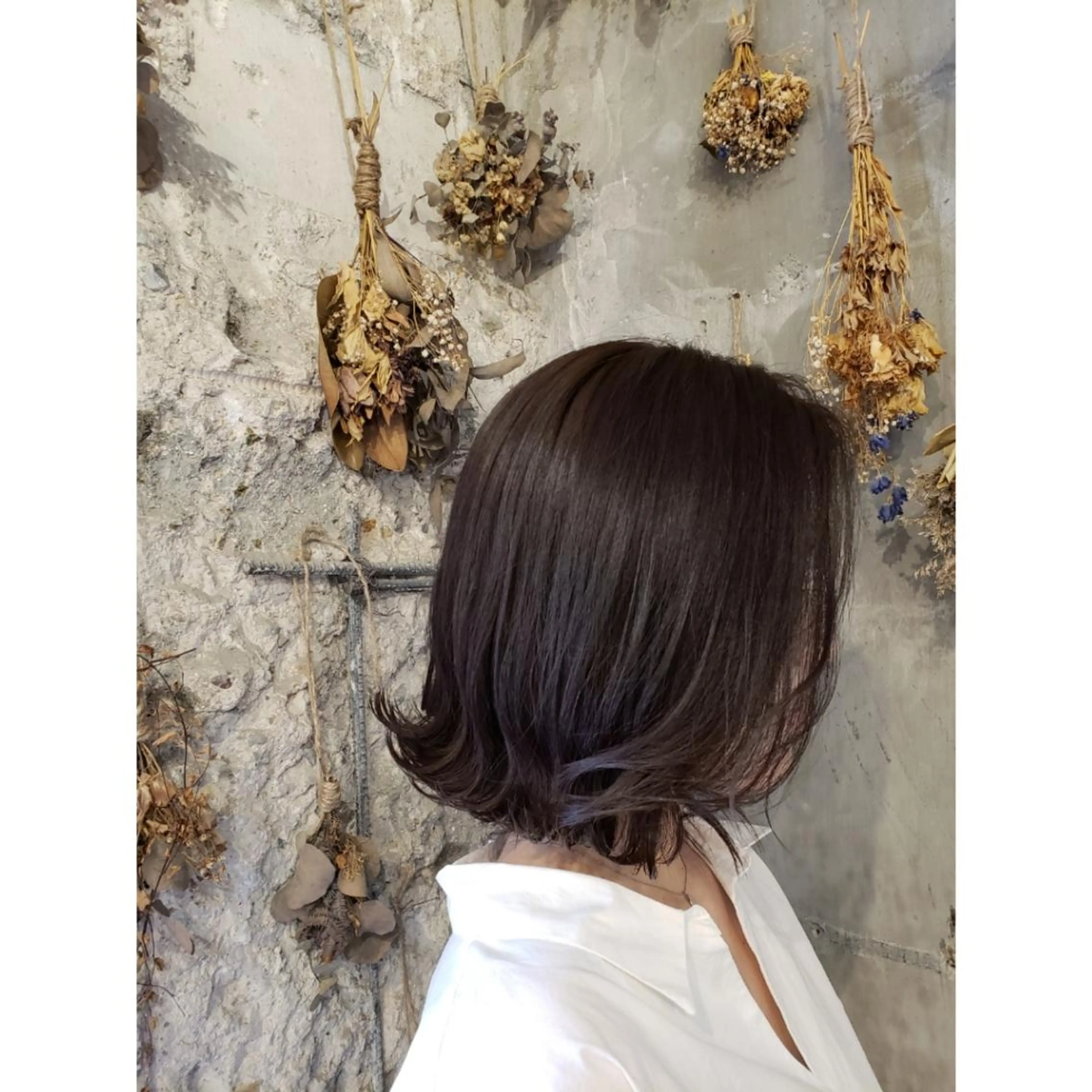 ショート カラー ヘアアレンジ ブラウンカラー 井尻 柚都歩のヘアスタイル