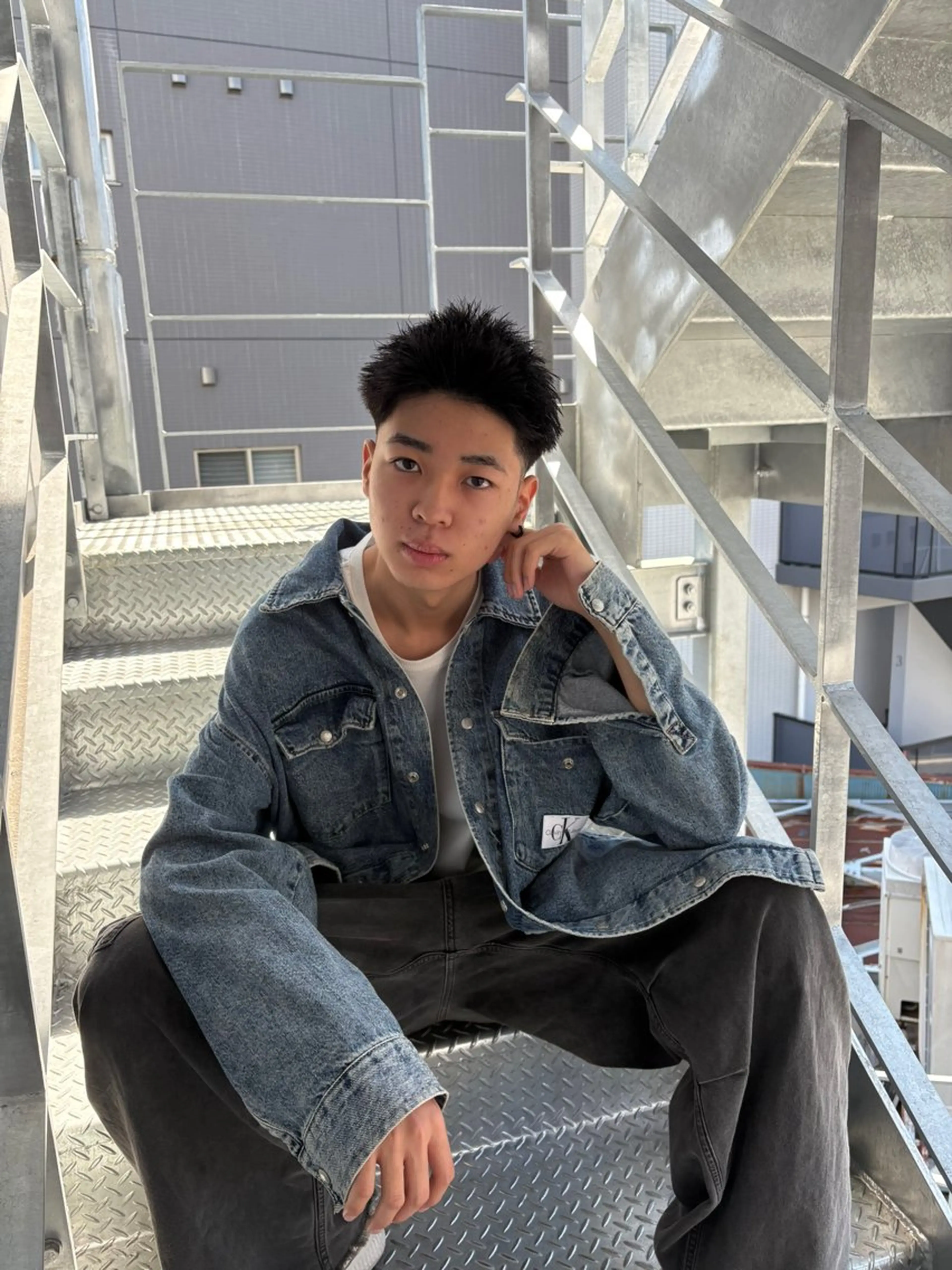 ショート メンズ 王道センターパート ／GOUのヘアスタイル