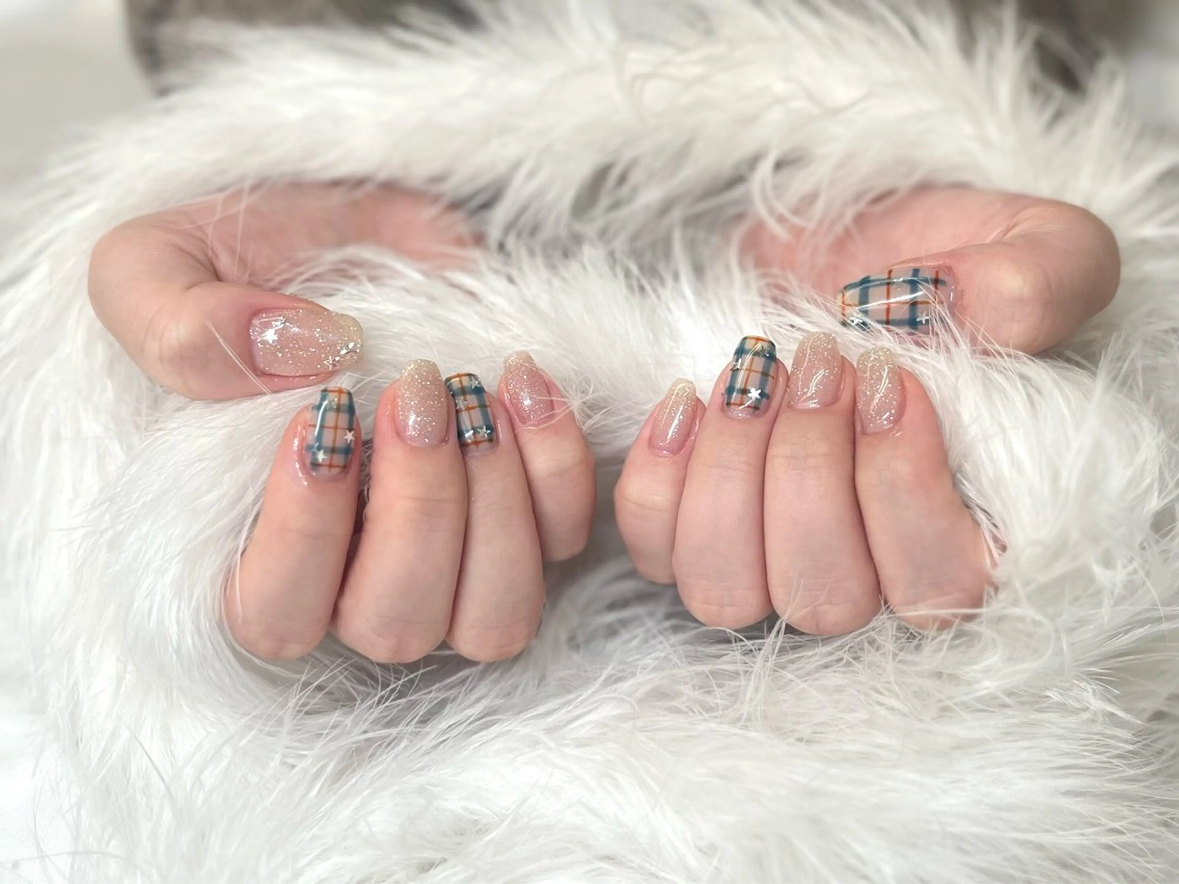 ネイル ハンドネイル honoka池袋🎀 ガーリーネイル🤍のネイルデザイン