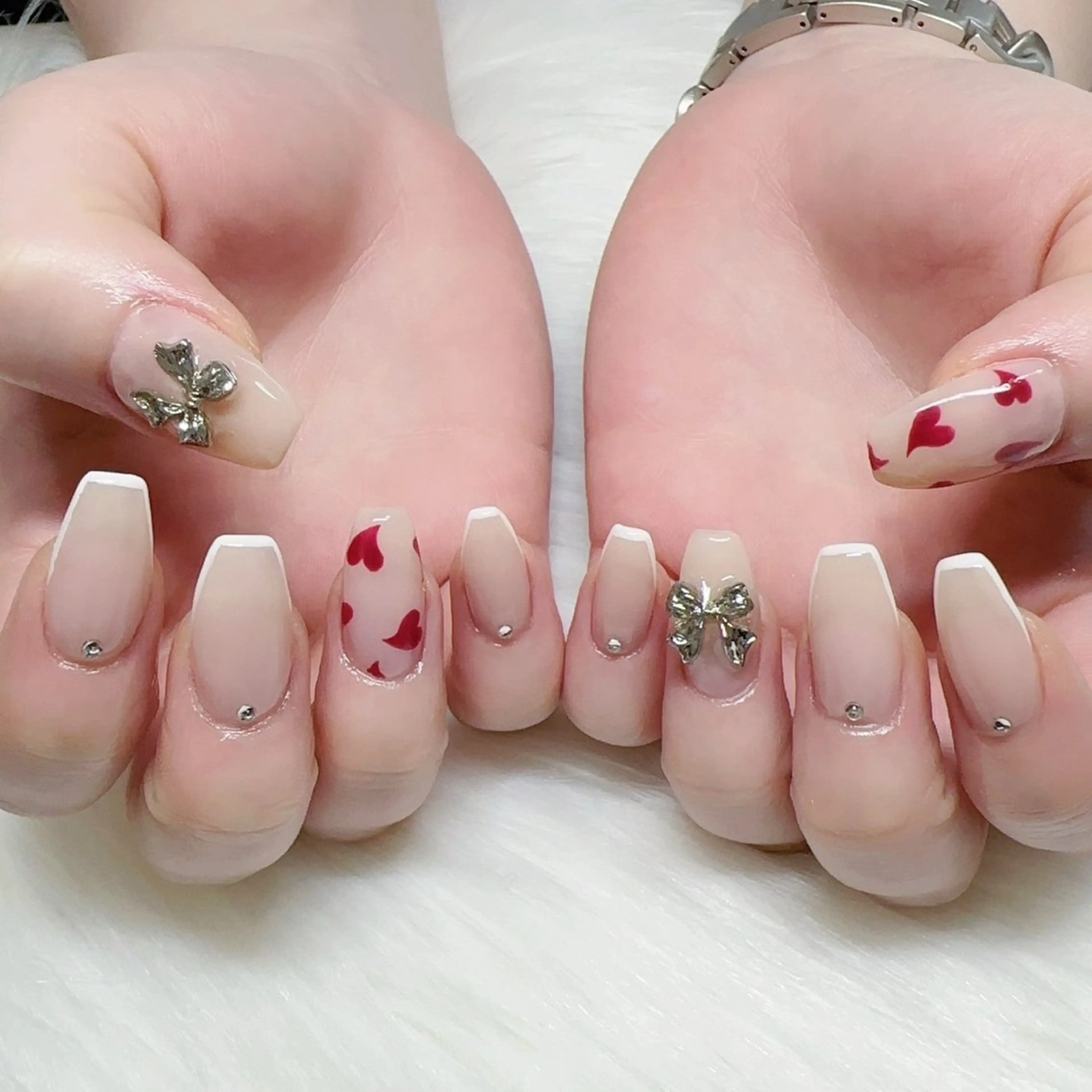 ネイル nail saron Aphrisのネイルデザイン