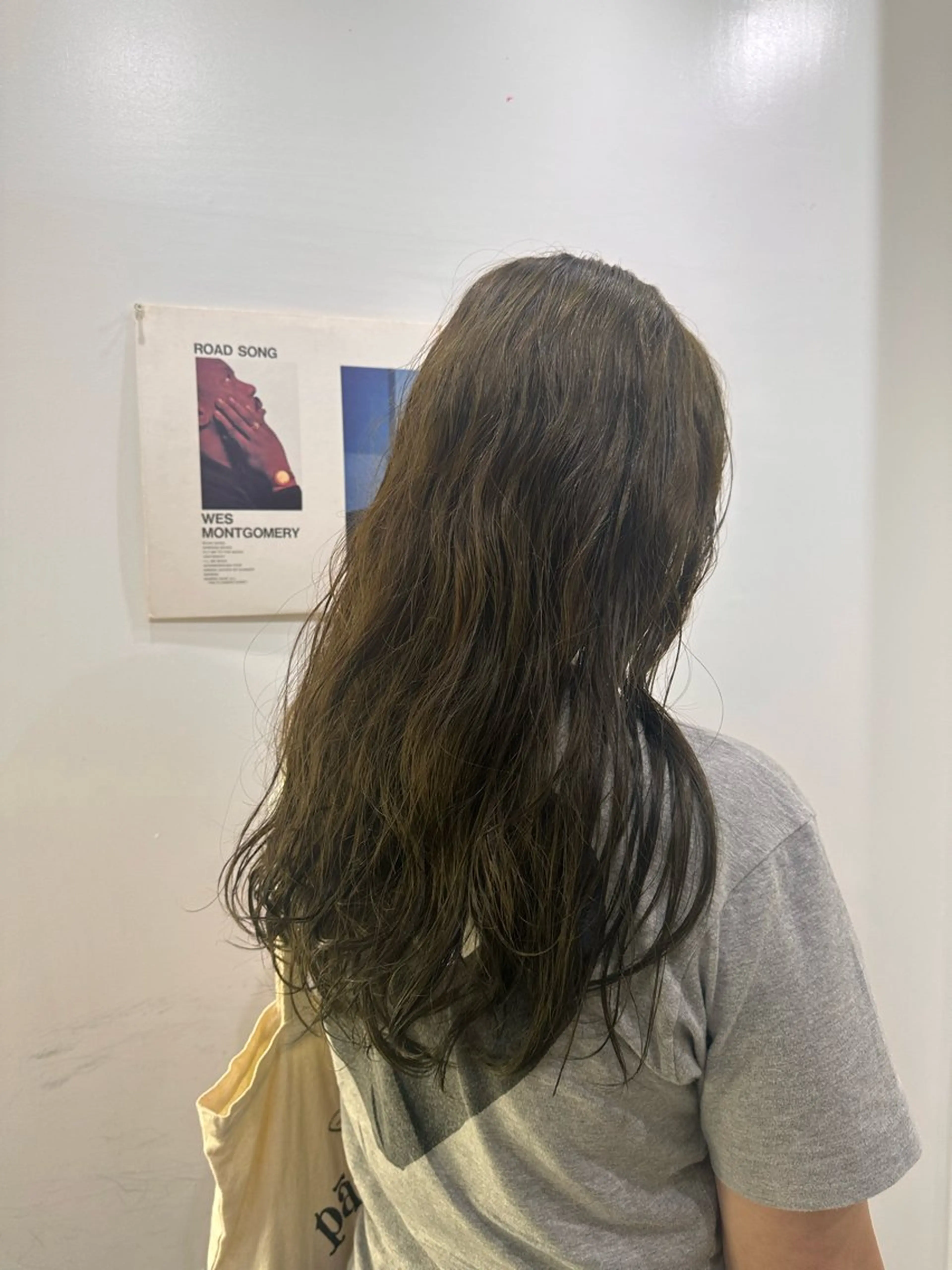 ロング カラー 🧤高明度ハイトーン 🧤莉音のヘアスタイル