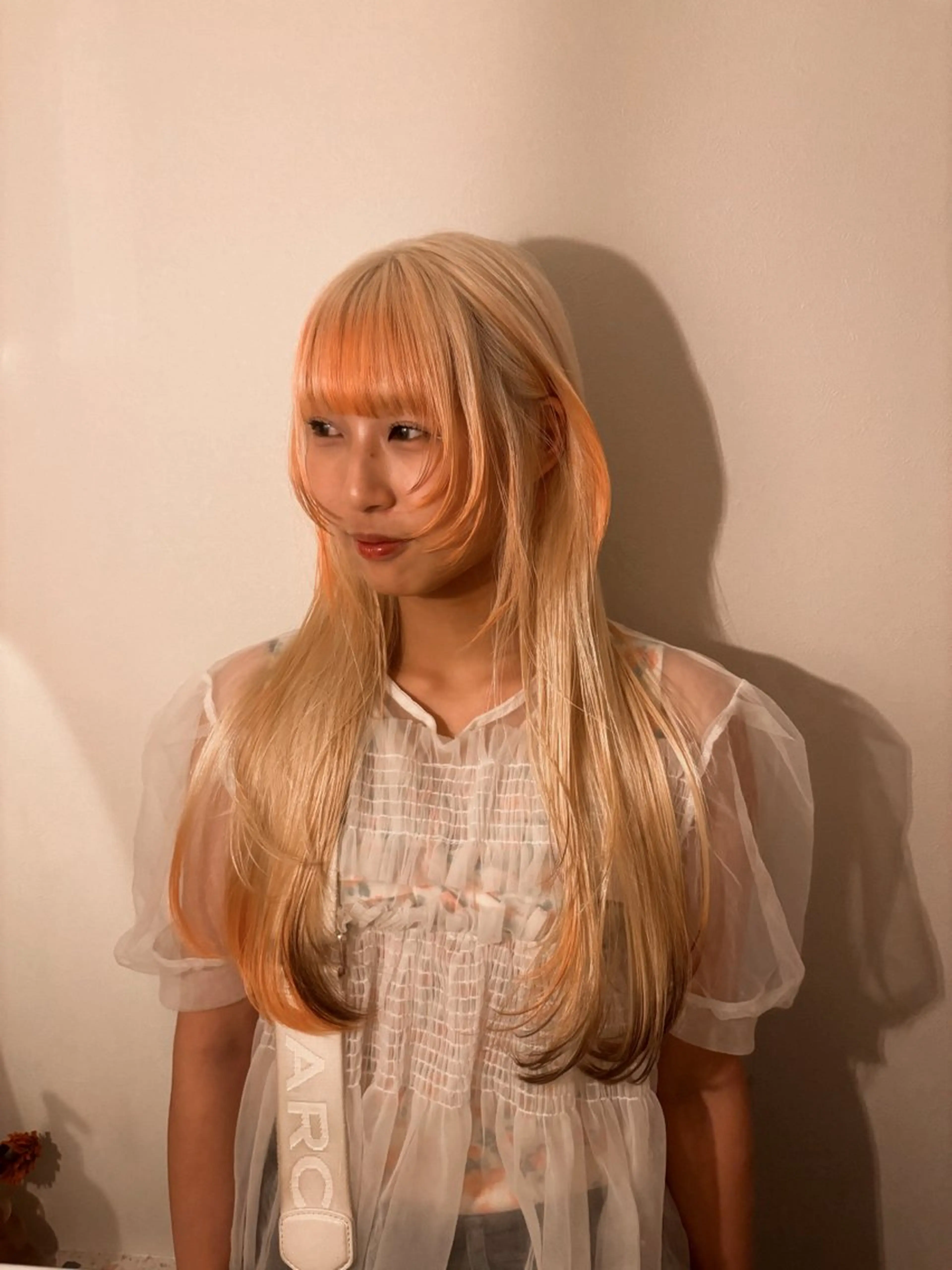 【🎗透明感抜群🎗】カット+ブリーチカラー+トリートメント🌻(ブリーチ+カラー)の写真