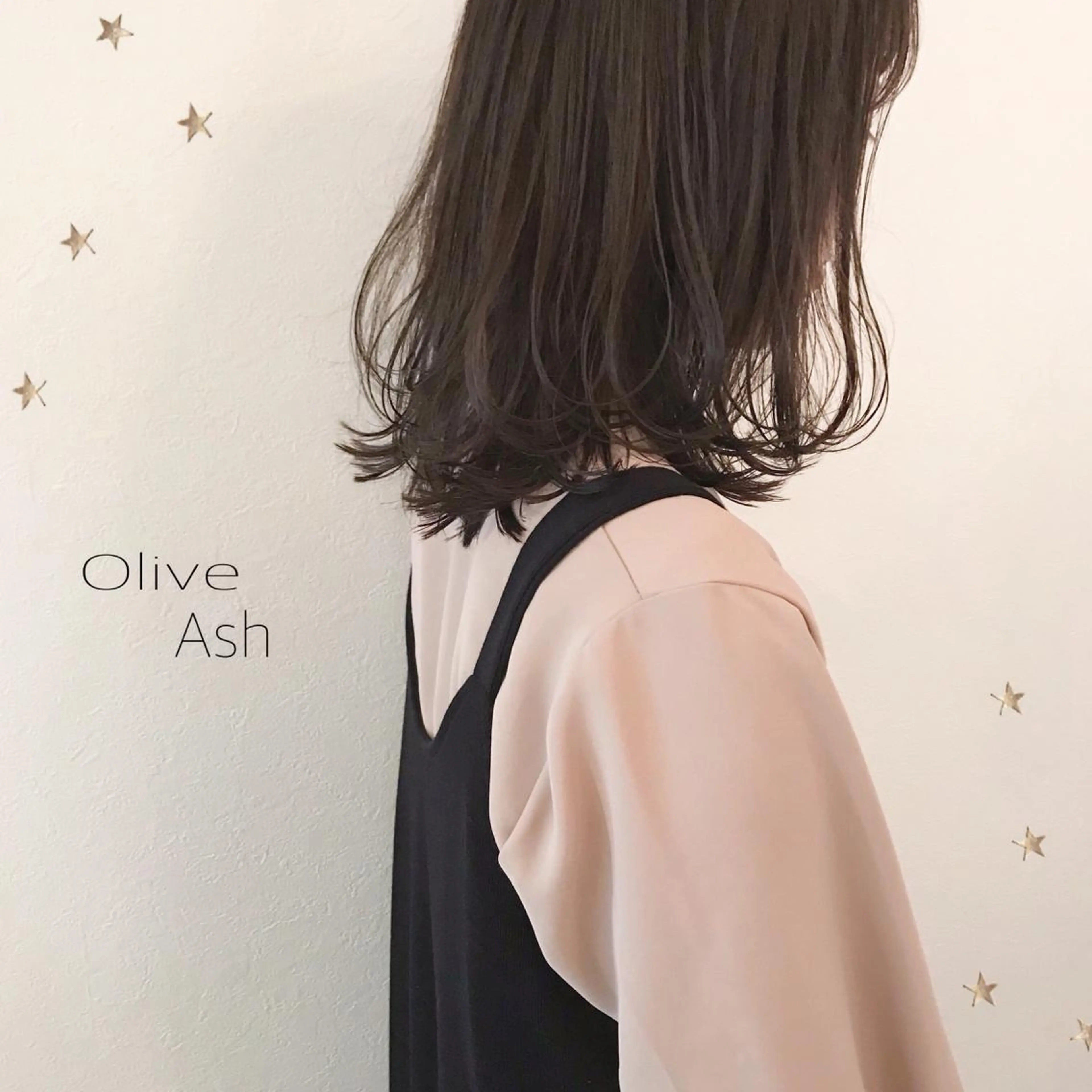 ミディアム カラー 市川 千夏のヘアスタイル