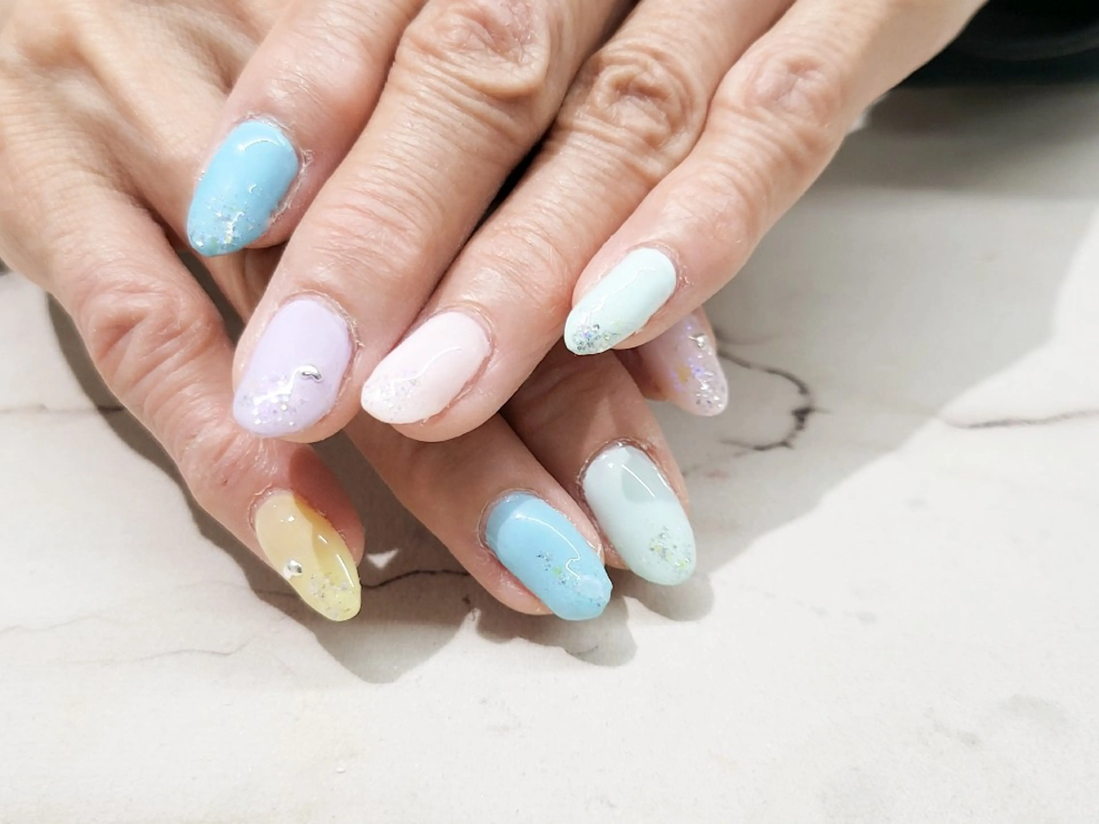 ネイル パステルネイル ハンドネイル 矢野 美希のネイルデザイン