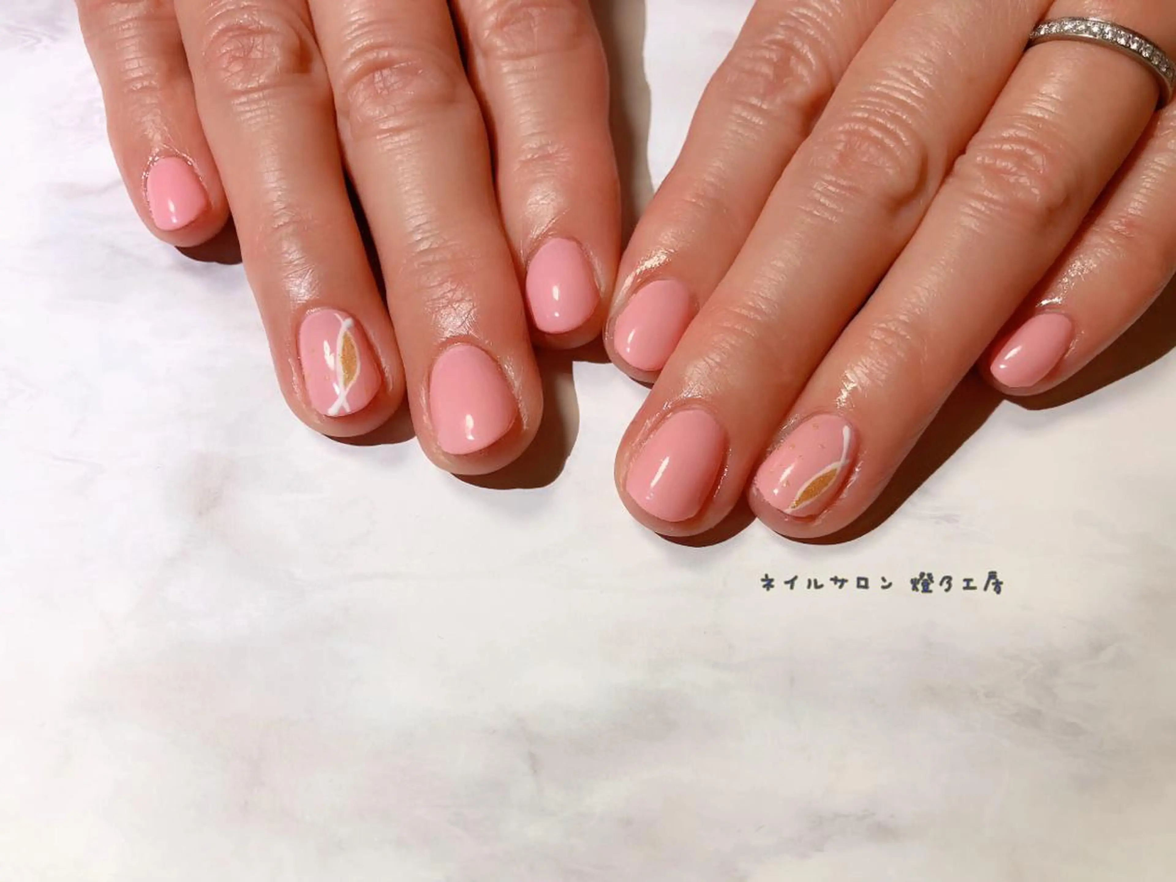 ネイル 伊藤 美里のネイルデザイン