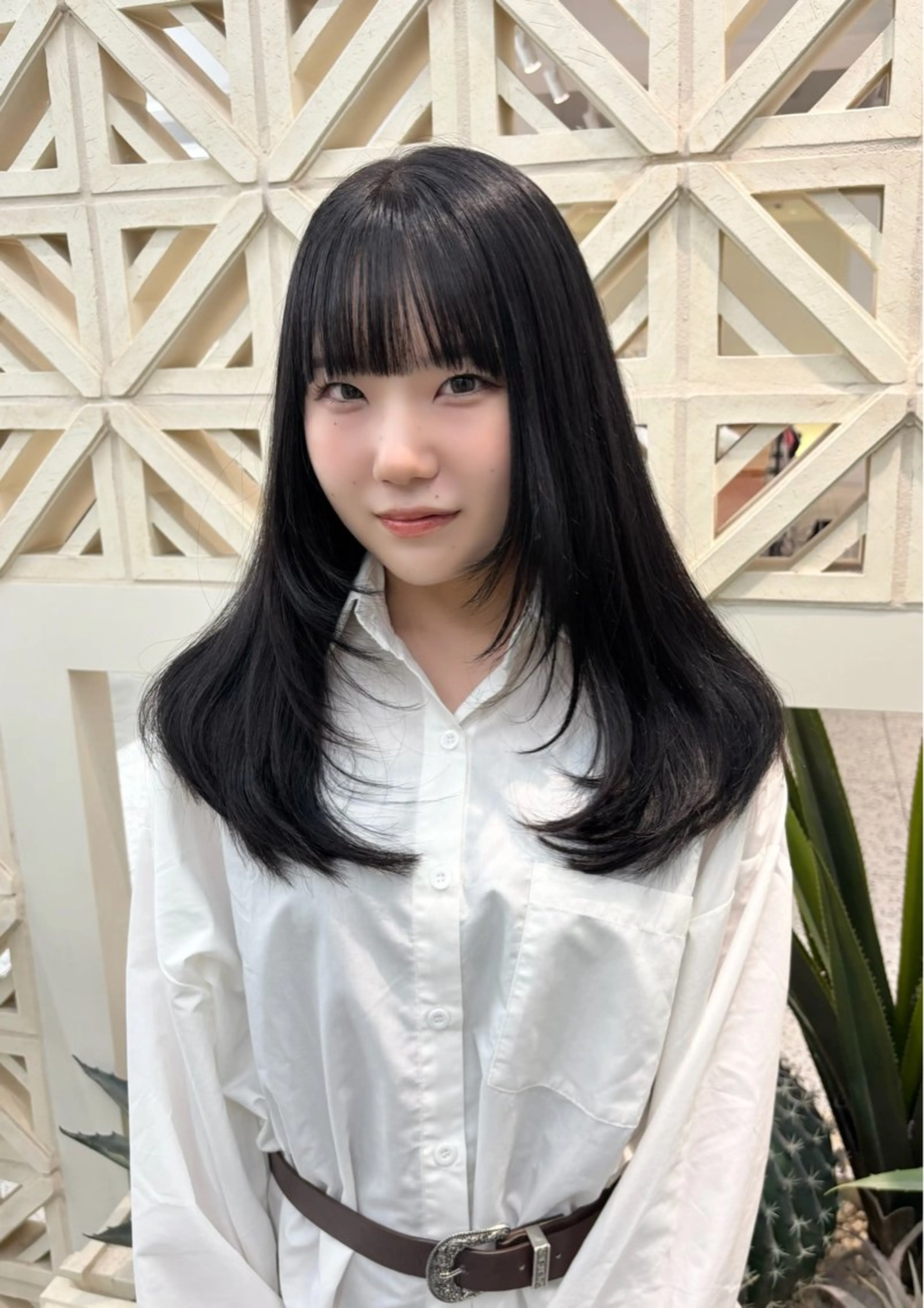 セミロング カラー 顔周りカット レイヤーカット カット ヘアカラー トリートメント 名駅/ショート/ボブ 透明感カラー/優里のヘアスタイル