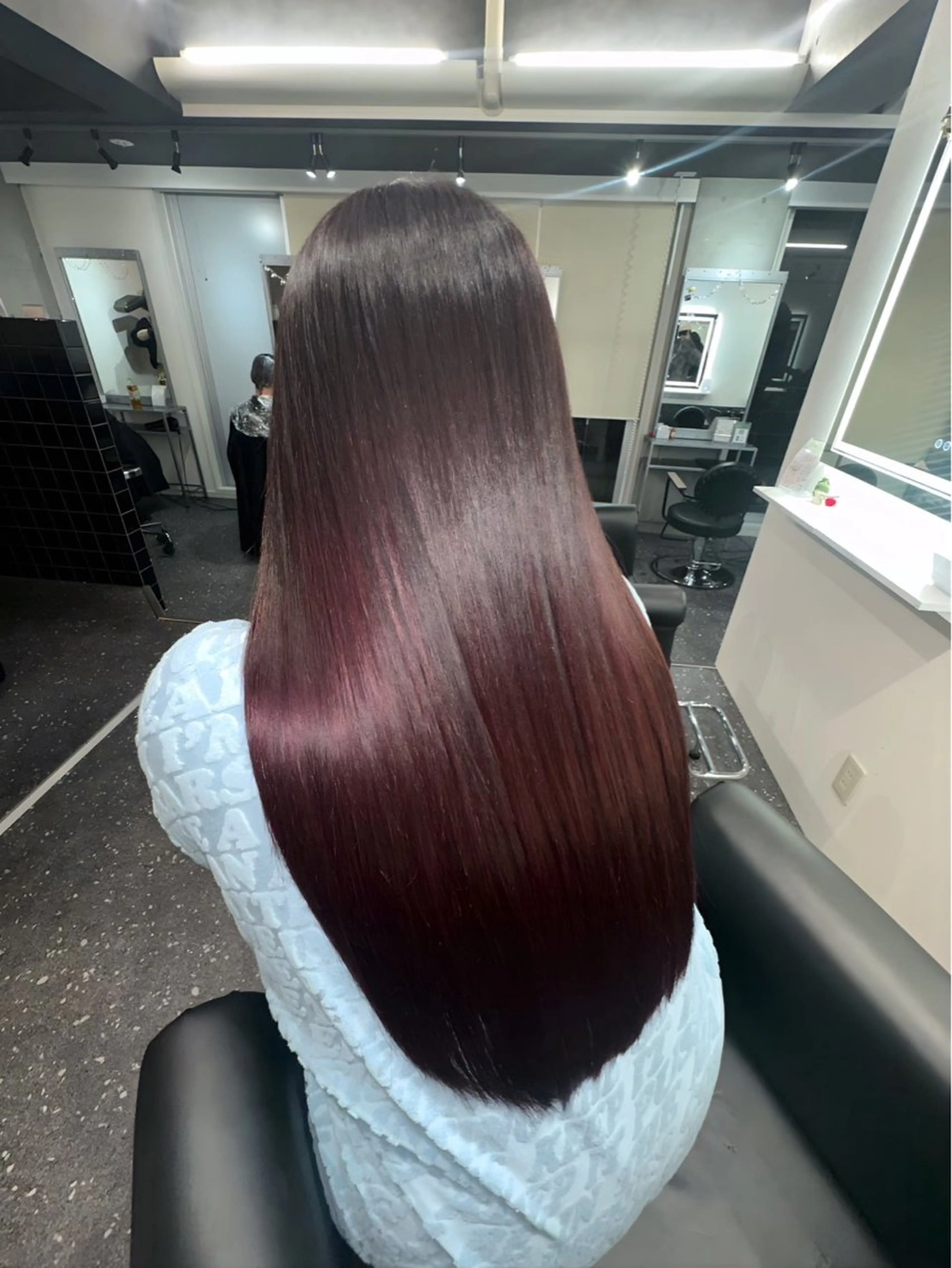 ロング カラー パーマ カット ヘアカラー 縮毛矯正 トリートメント 髪質改善⭐️縮毛矯正 中野⭐️Rinaのヘアスタイル